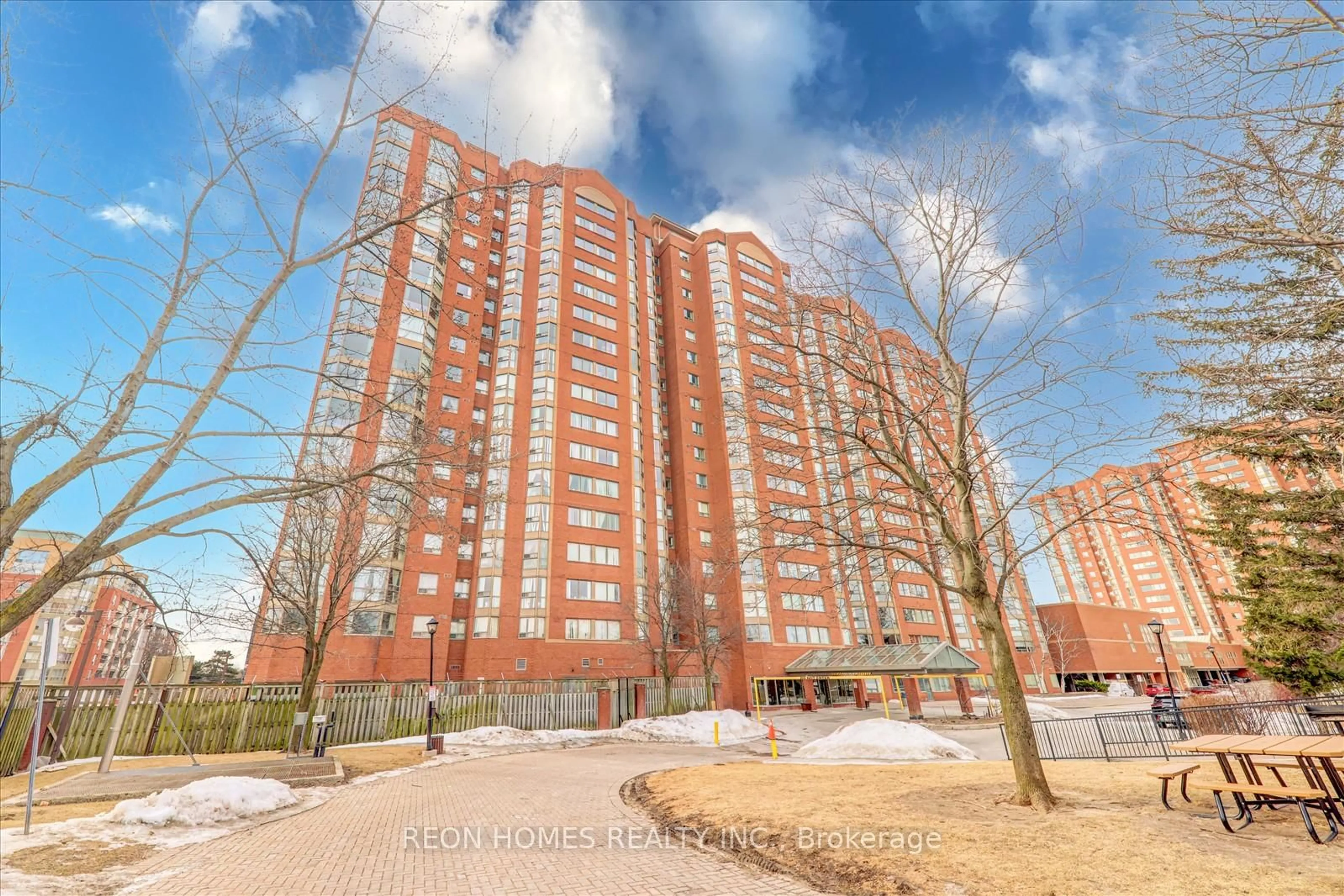 Unknown for 2466 Eglinton Ave #1610, Toronto Ontario M1K 5J8