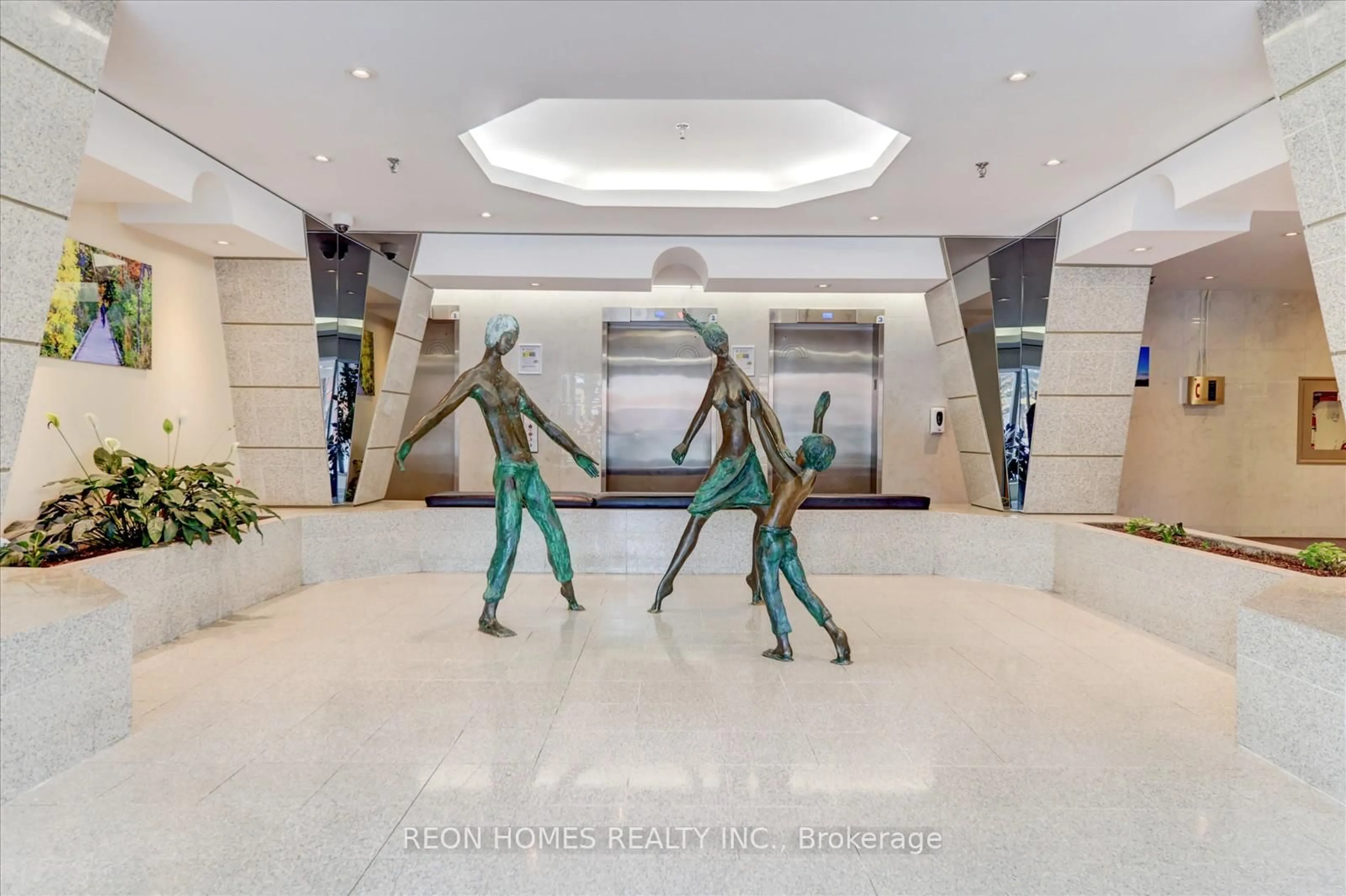Lobby for 2466 Eglinton Ave #1610, Toronto Ontario M1K 5J8