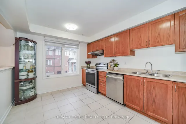Additional image 30 of 2784 Eglinton Ave Unit 4