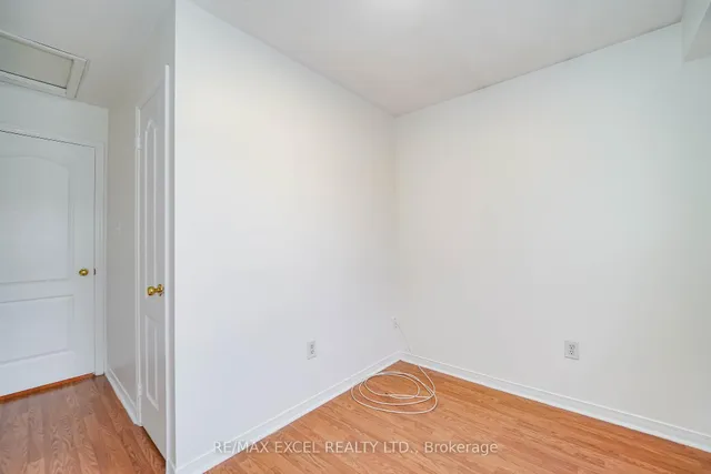 Additional image 23 of 2784 Eglinton Ave Unit 4