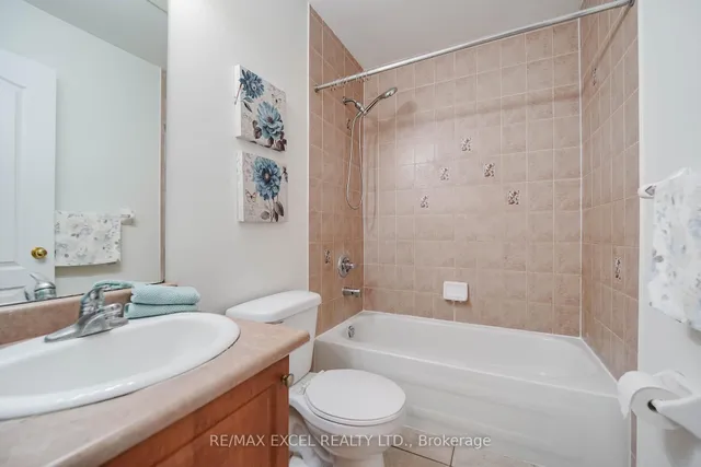 Additional image 18 of 2784 Eglinton Ave Unit 4