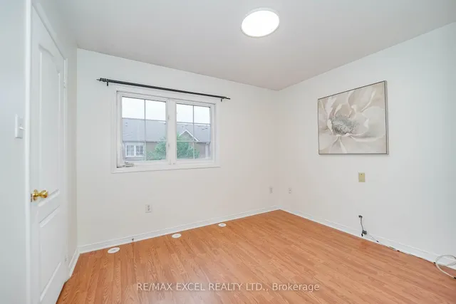 Additional image 13 of 2784 Eglinton Ave Unit 4
