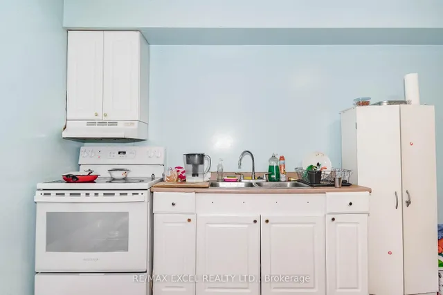 Additional image 7 of 2784 Eglinton Ave Unit 4