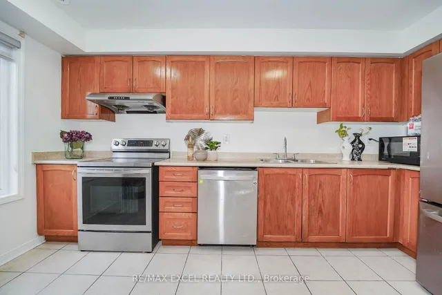 Additional image 32 of 2784 Eglinton Ave Unit 4
