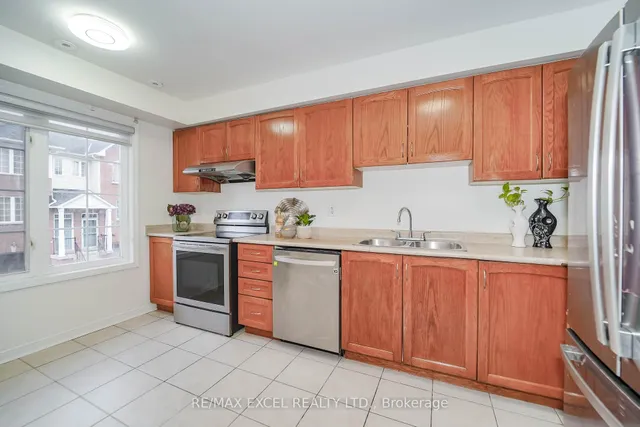 Additional image 31 of 2784 Eglinton Ave Unit 4