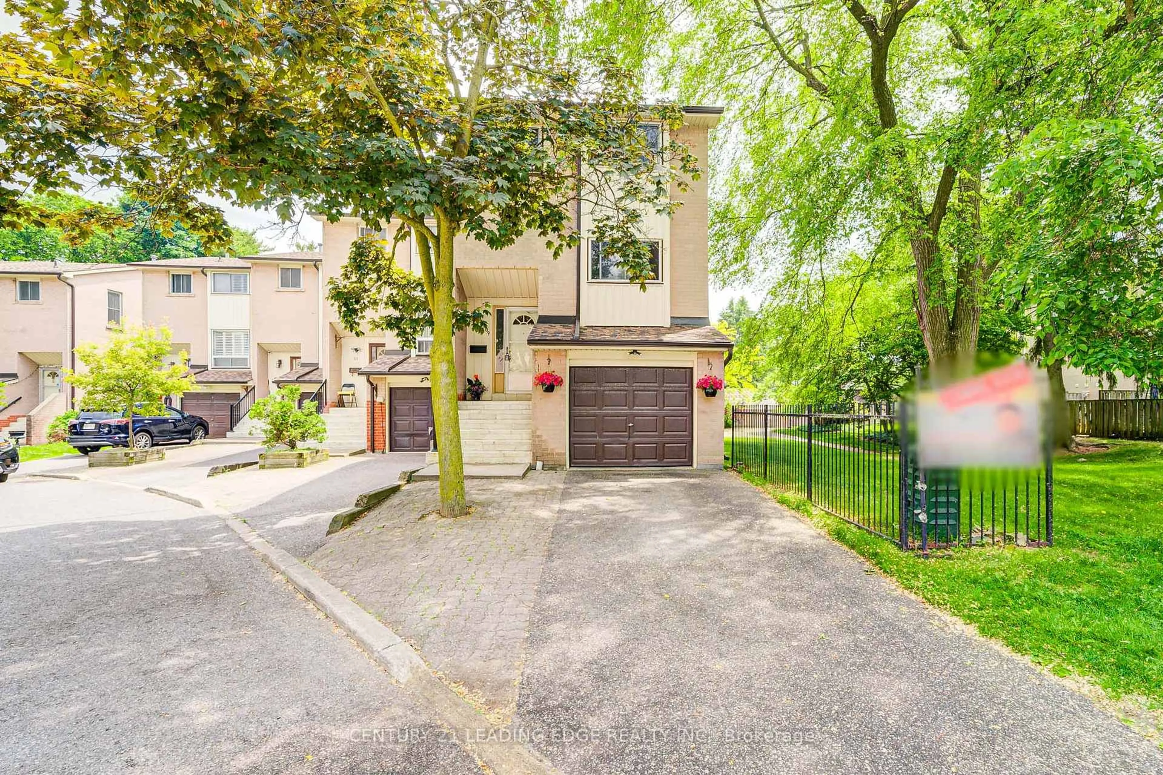 Patio, street for 25 Collinsgrove Rd #109, Toronto Ontario M1E 3S3