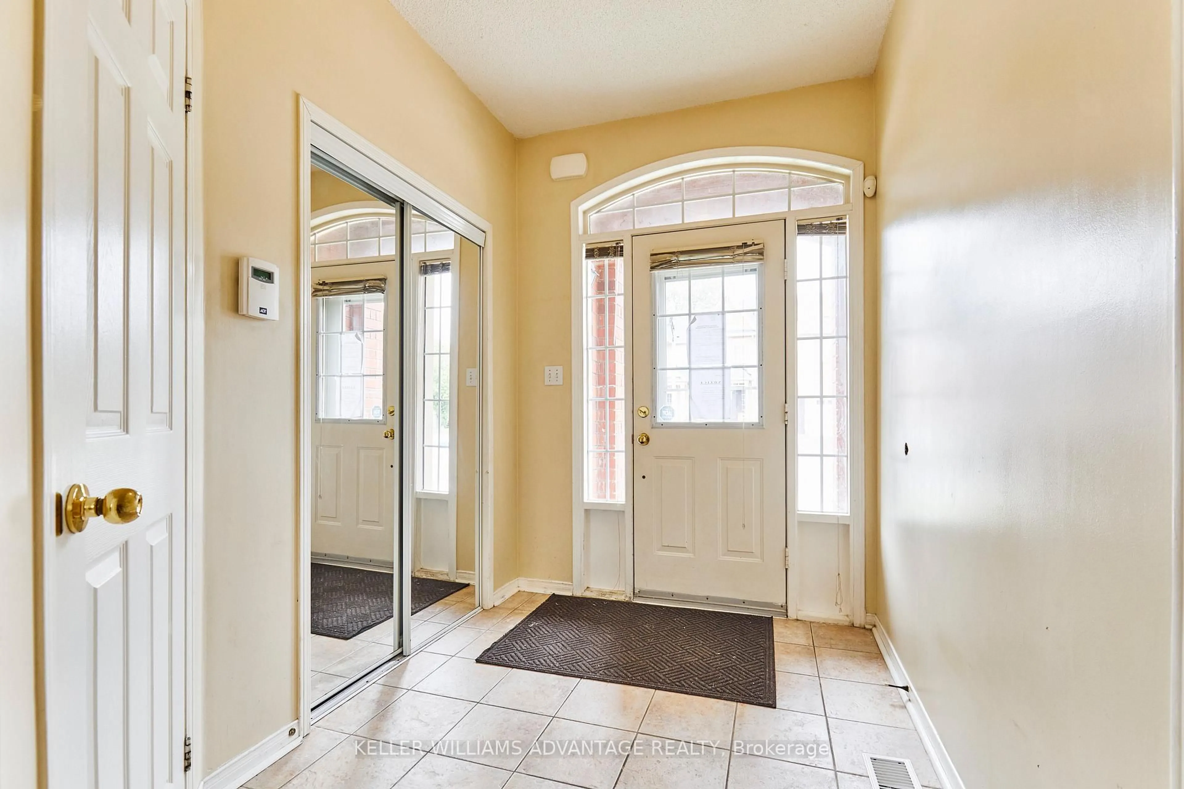 Indoor entryway for 112 Stokely Cres, Whitby Ontario L1N 9S8