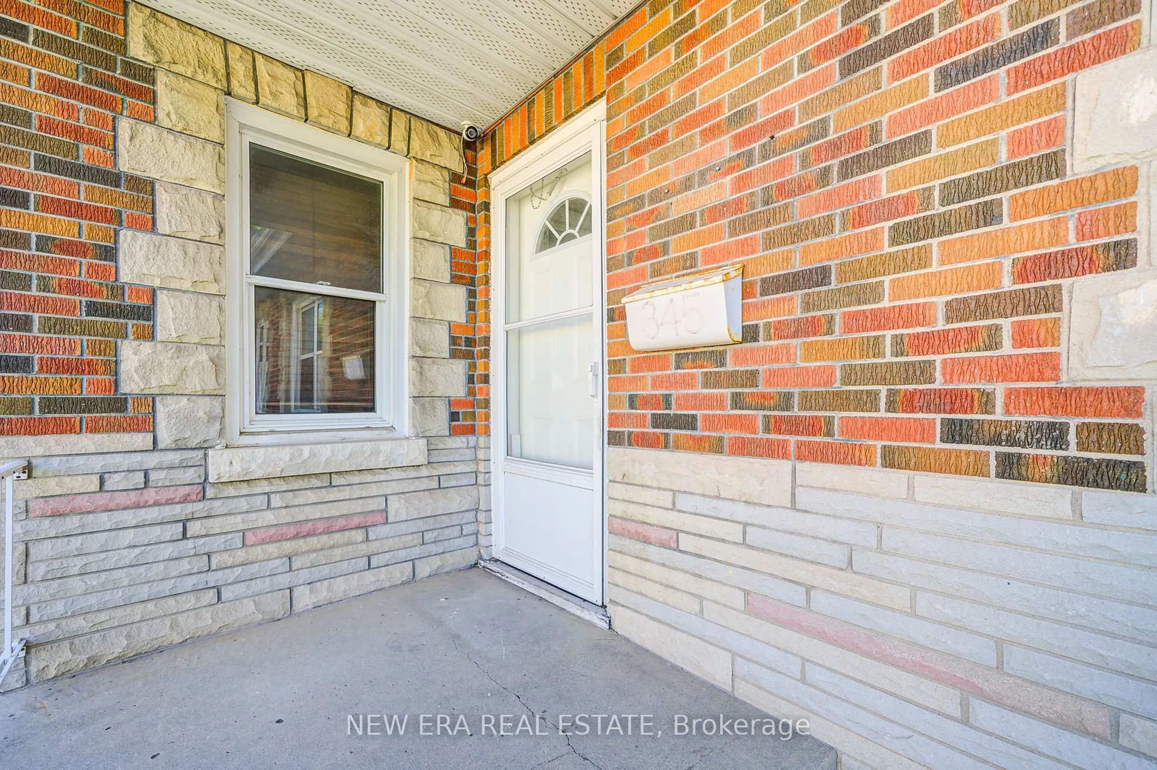 Home with brick exterior material, street for 345 Park Rd, Oshawa Ontario L1J 4H6