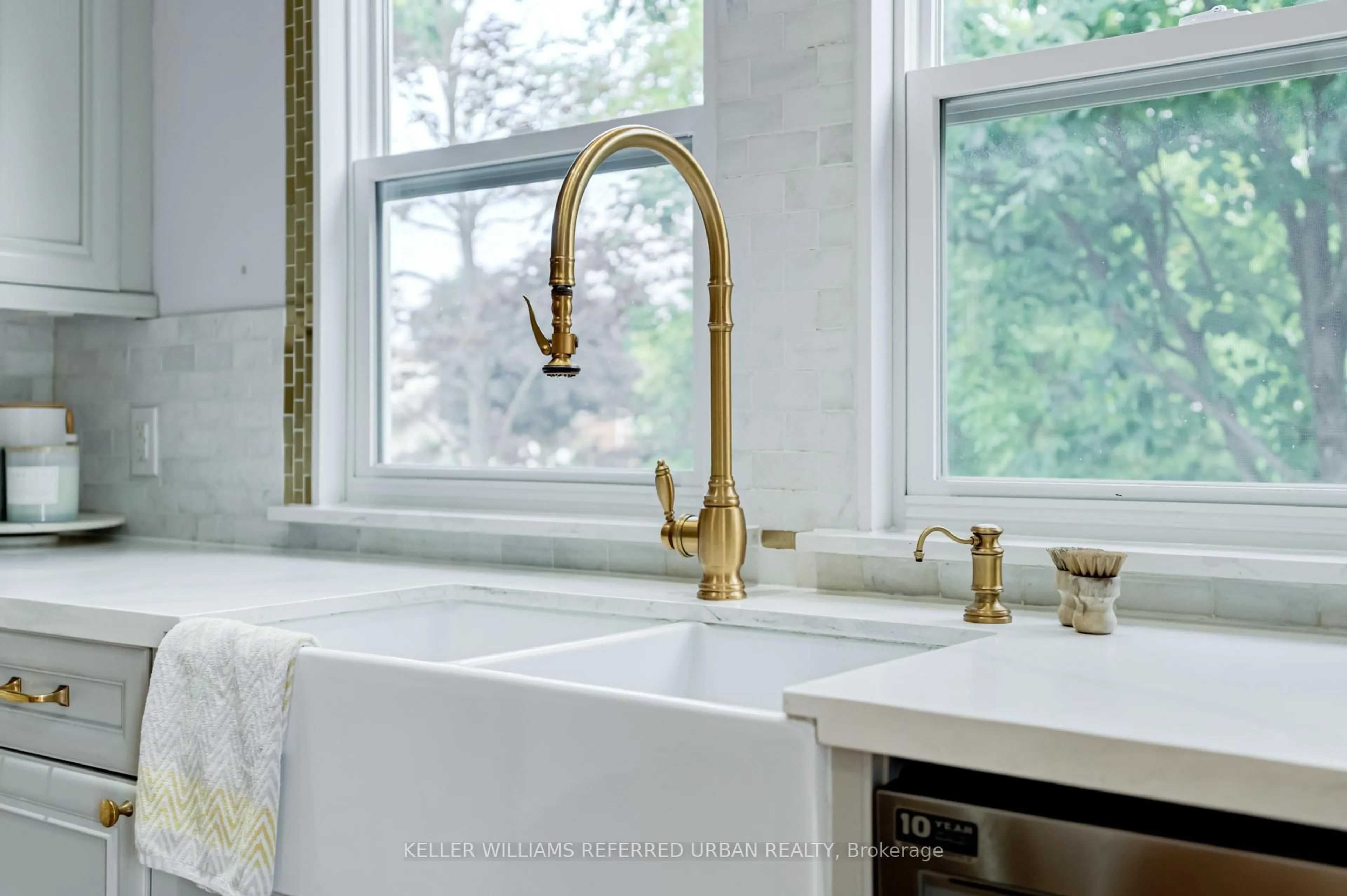 Contemporary kitchen, ceramic/tile floor for 20 Payzac Ave, Toronto Ontario M1E 2W7