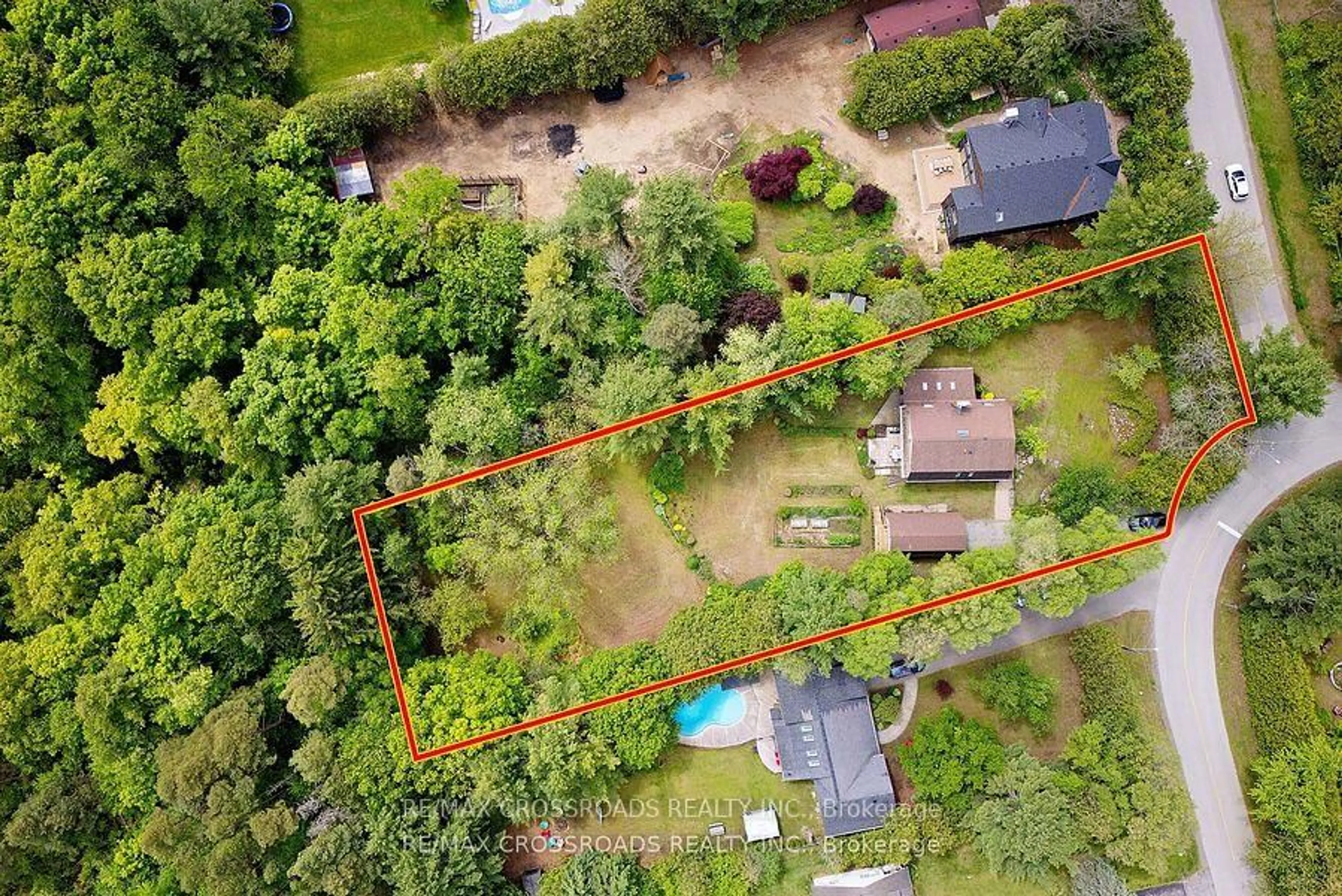 A pic from outside/outdoor area/front of a property/back of a property/a pic from drone, forest/trees view for 5 Shepherd Rd, Whitby Ontario L1M 1G8