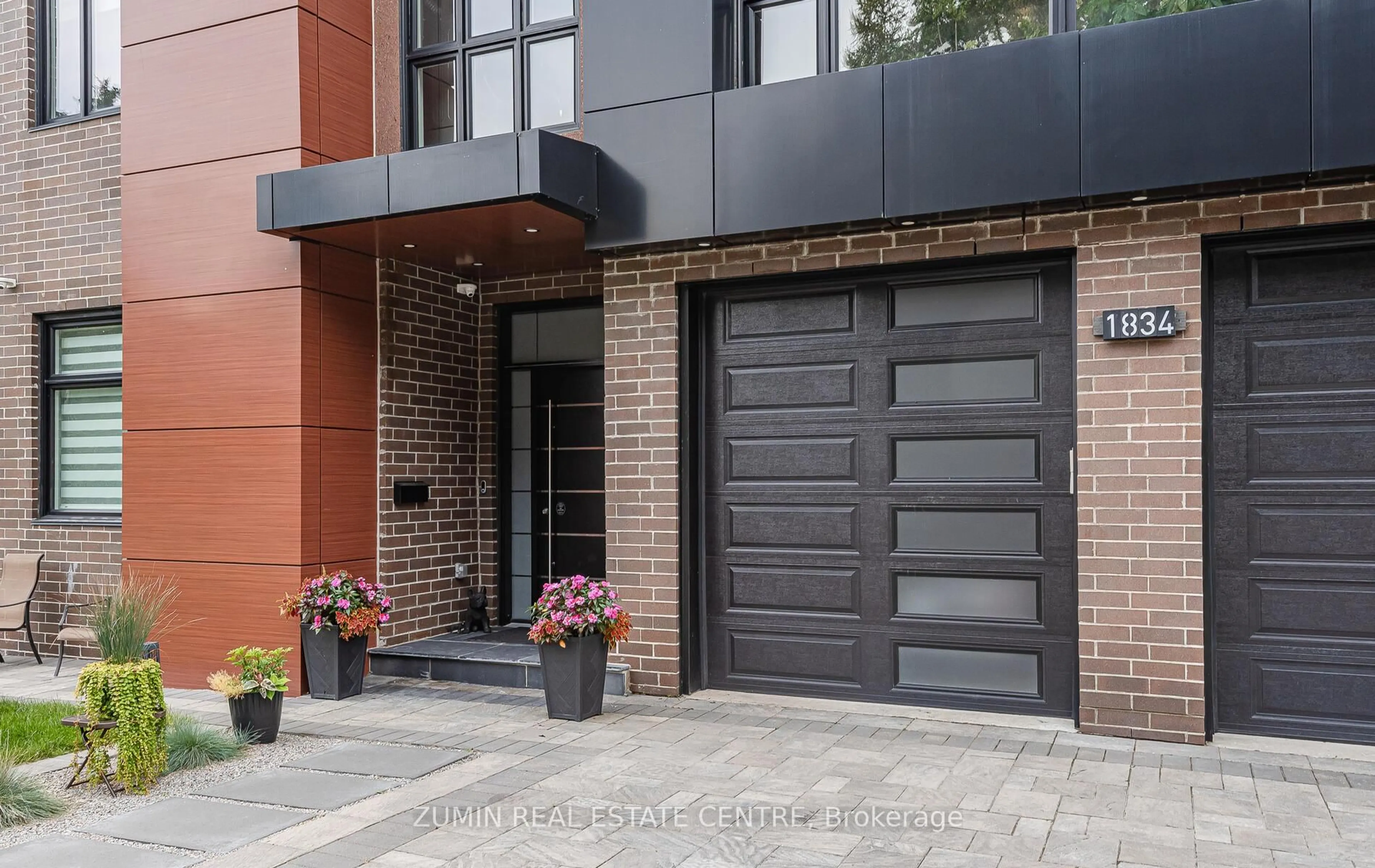 Home with brick exterior material, street for 1834 Appleview Rd, Pickering Ontario L1V 1T8