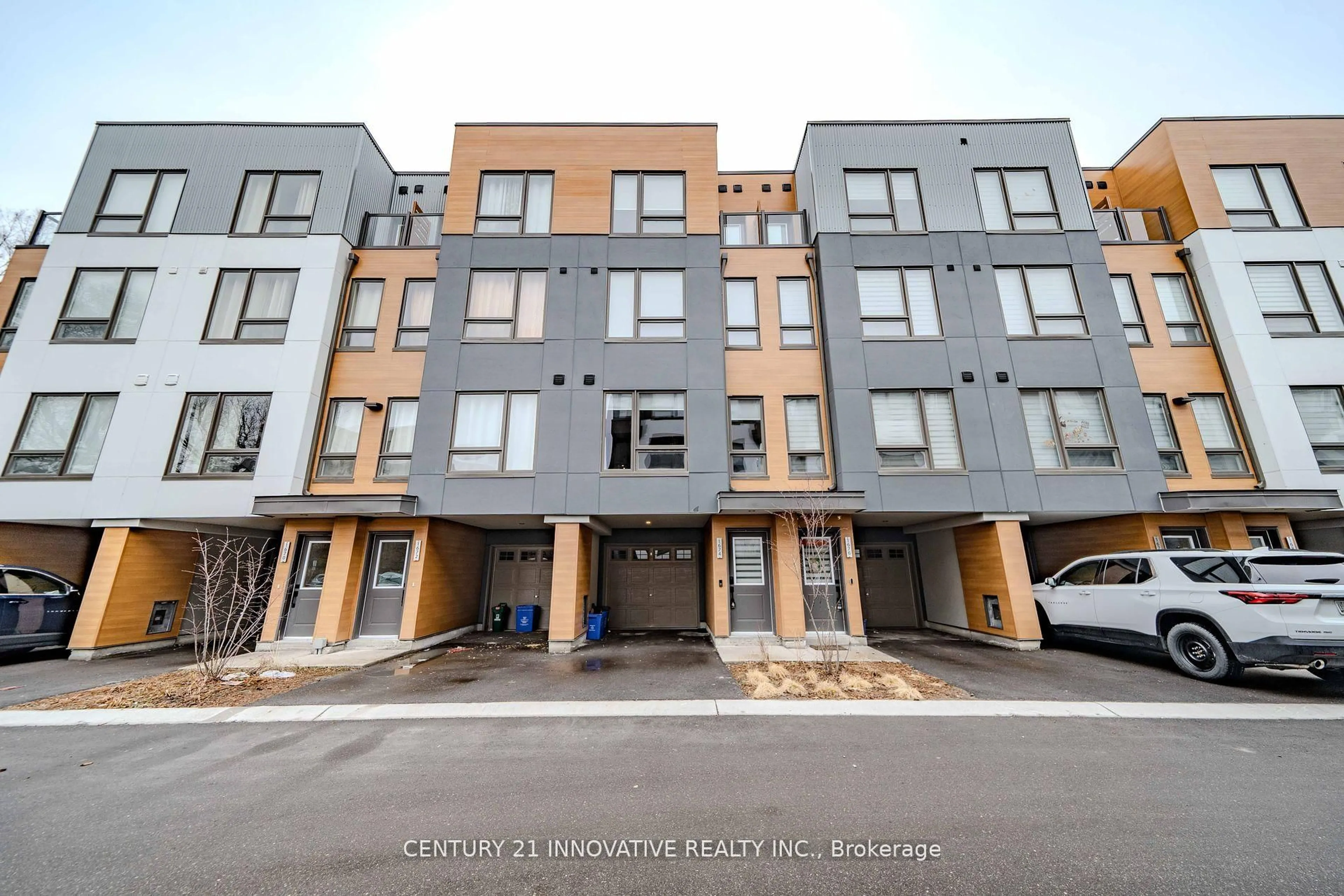Unknown for 1674 Pleasure Valley Path, Oshawa Ontario L1G 4X8