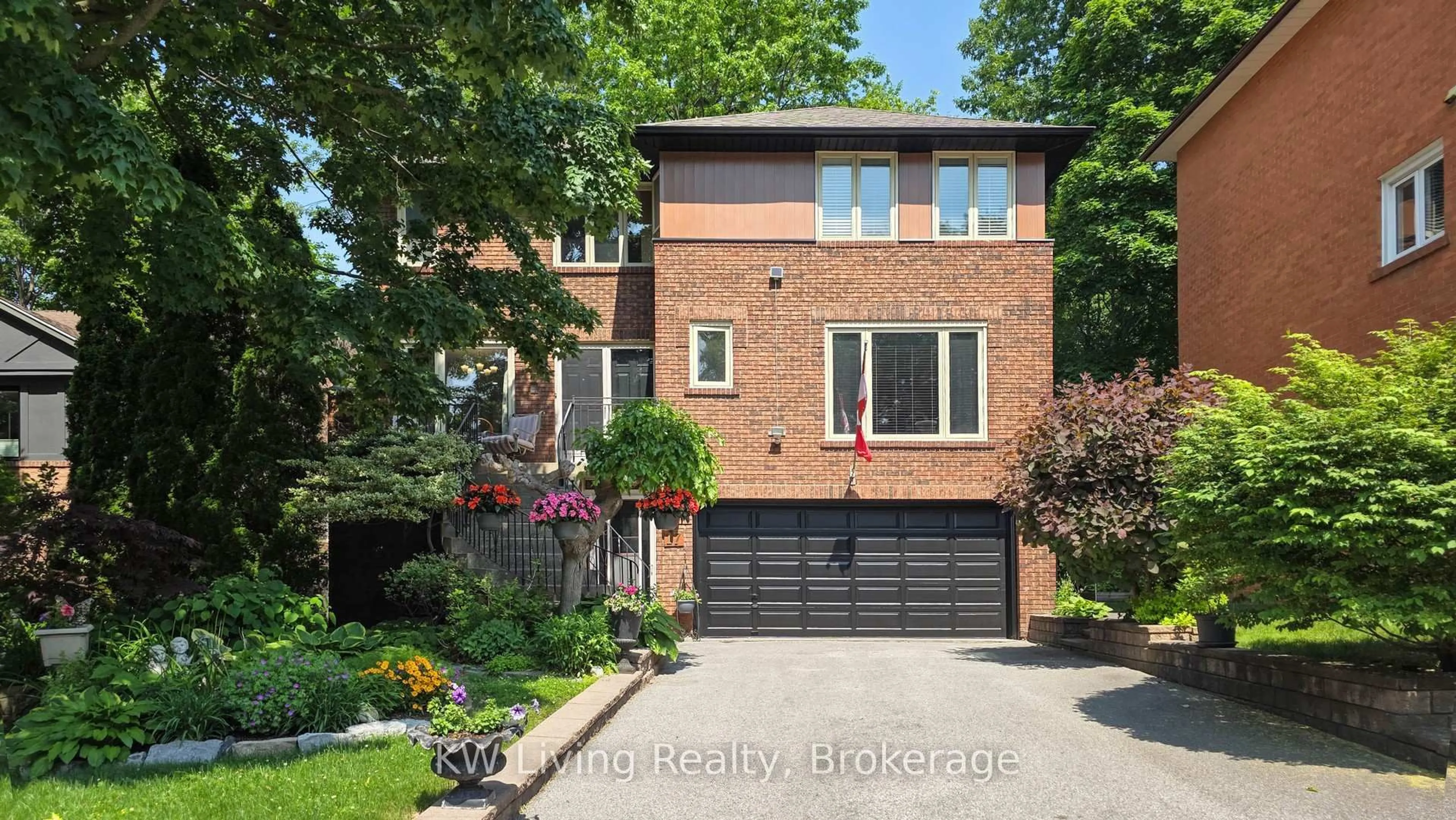 Home with brick exterior material, street for 17 Woodvale Cres, Toronto Ontario M4C 5N4