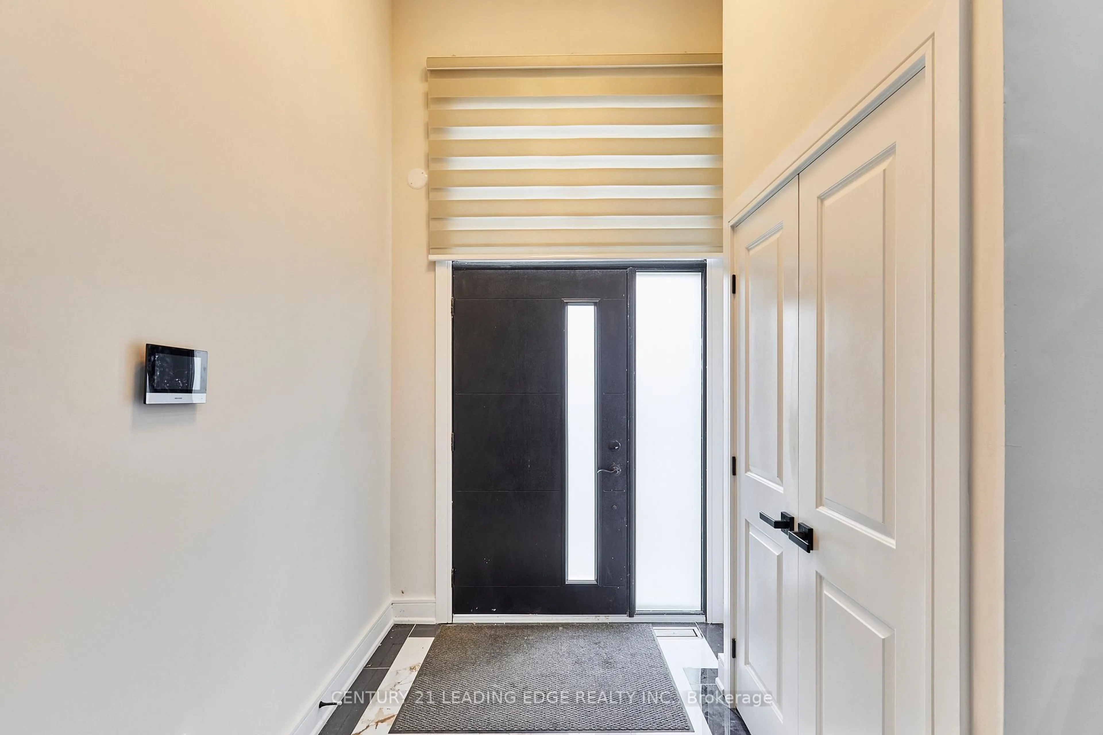 Indoor entryway for 54 A Butterworth Ave, Toronto Ontario M1L 1H5