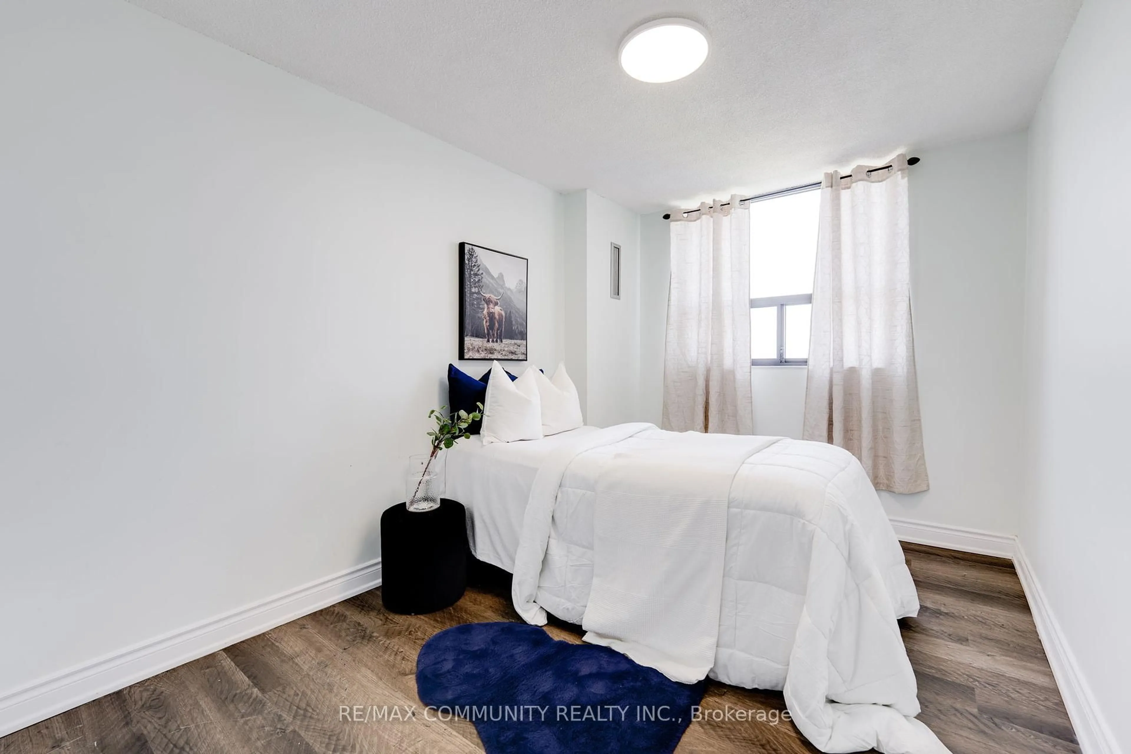 Bedroom with bed, unknown for 301 Prudential Dr #1002, Toronto Ontario M1P 4V3