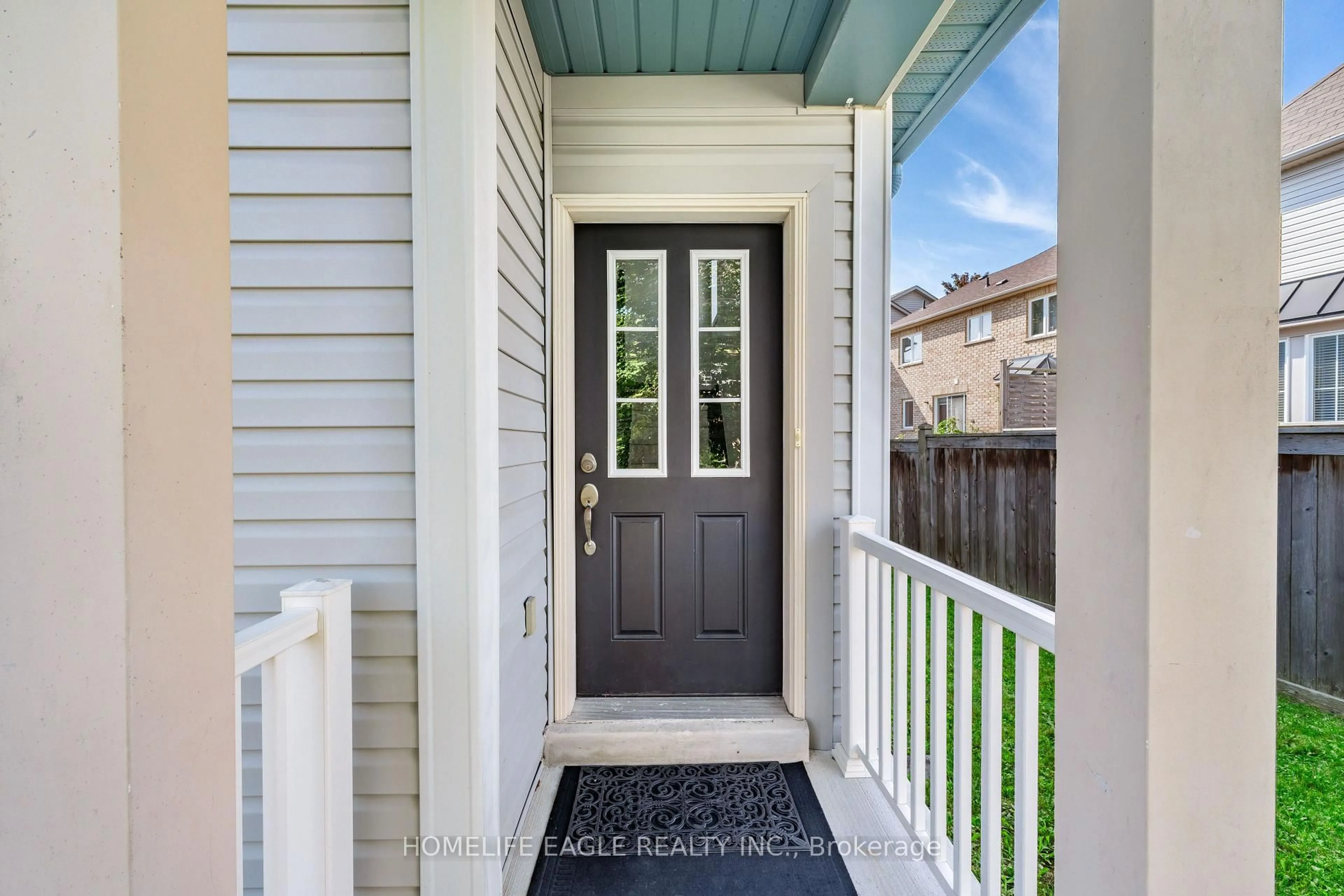 Indoor entryway for 91 Eclipse Pl, Oshawa Ontario L1L 0B6