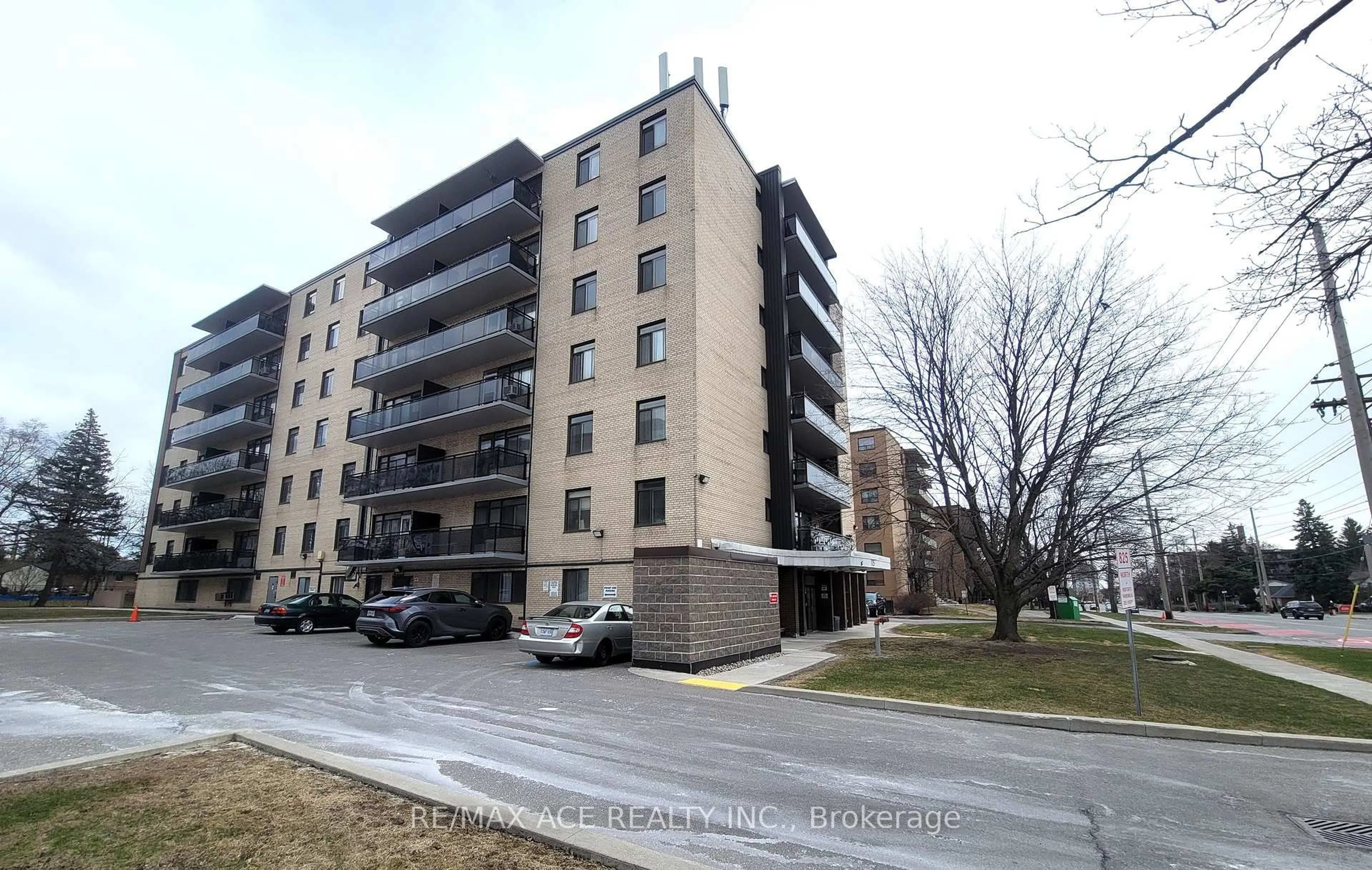 Unknown for 825 Kennedy Rd #506, Toronto Ontario M1K 2E6