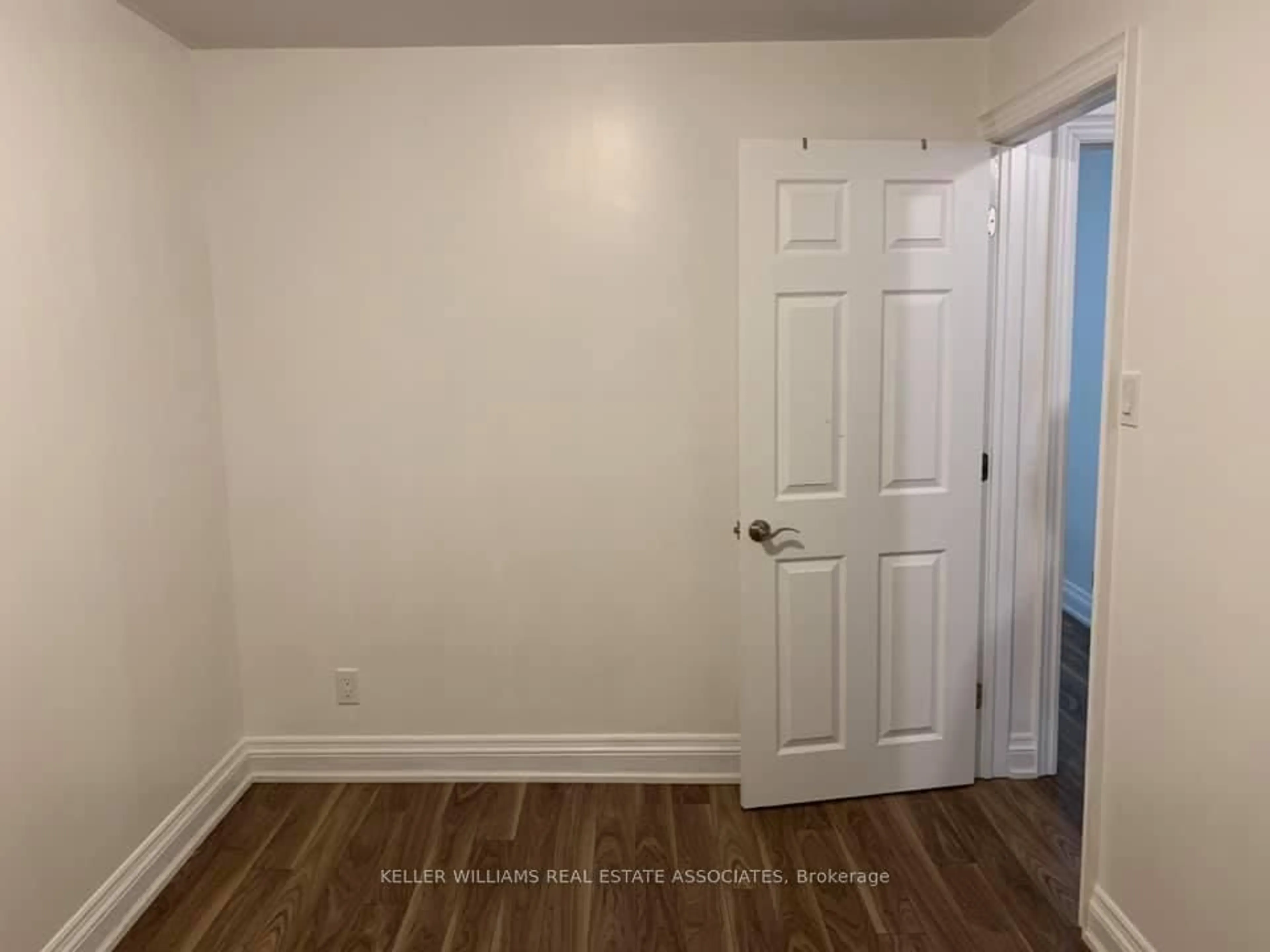 A pic of a room for 114 Cultra Sq, Toronto Ontario M1E 2E3