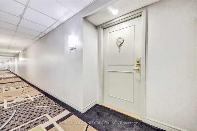 Additional property image - 430 Mclevin Ave Unit Ph11