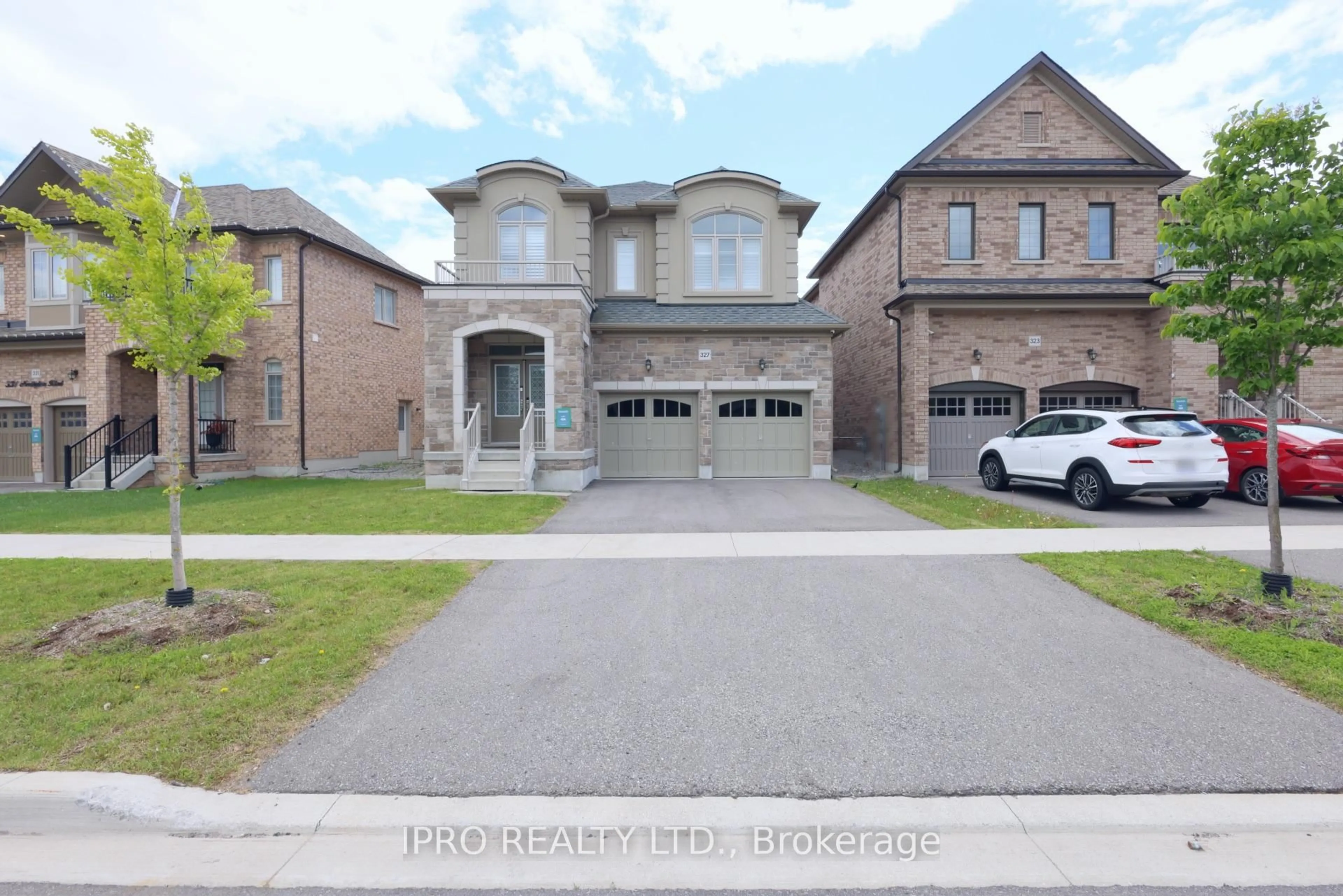 Home with brick exterior material, street for 327 Northglen Blvd, Clarington Ontario L1C 7E2