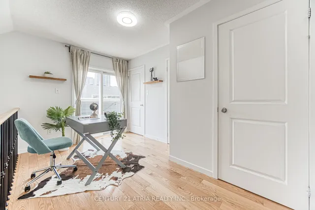 Additional image 4 of 8 Frances Loring Lane Unit 2