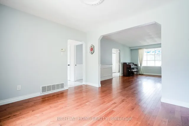 Additional image 11 of 33 Erinlea Cres