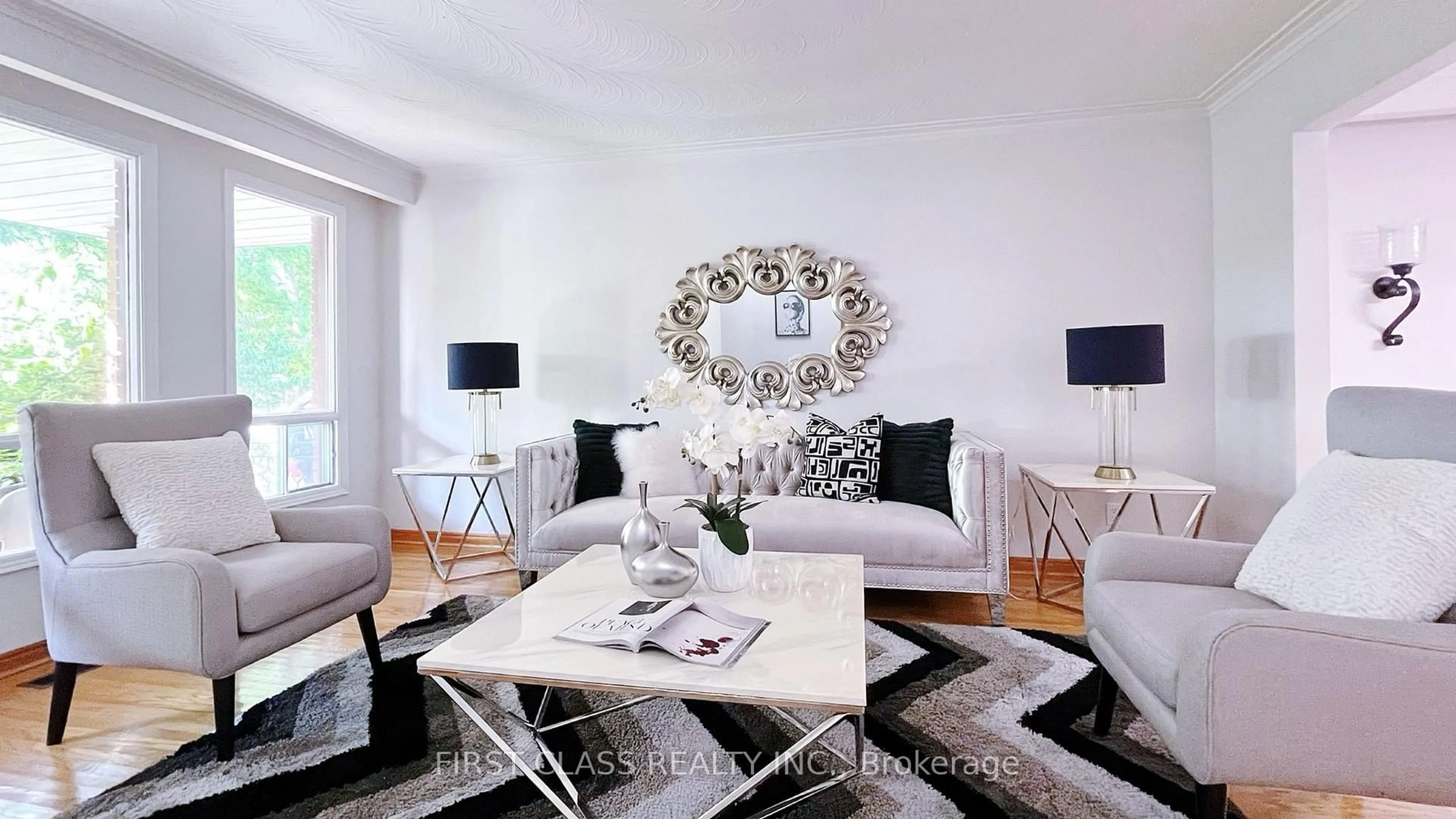 Living room with furniture, unknown for 45 Lapworth Cres, Toronto Ontario M1V 2M6