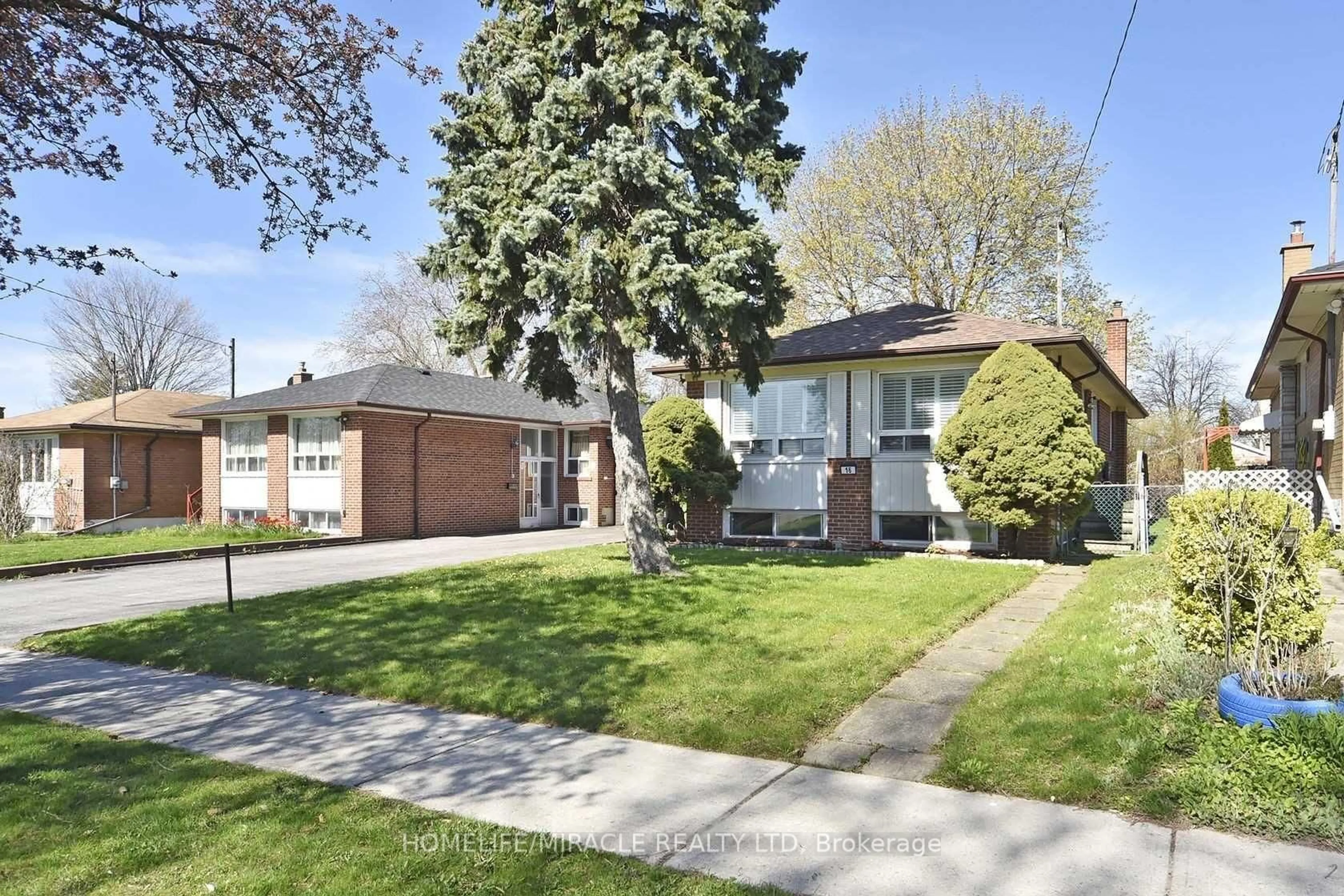 Home with brick exterior material, street for 16 Wantanopa Cres, Toronto Ontario M1H 2B3