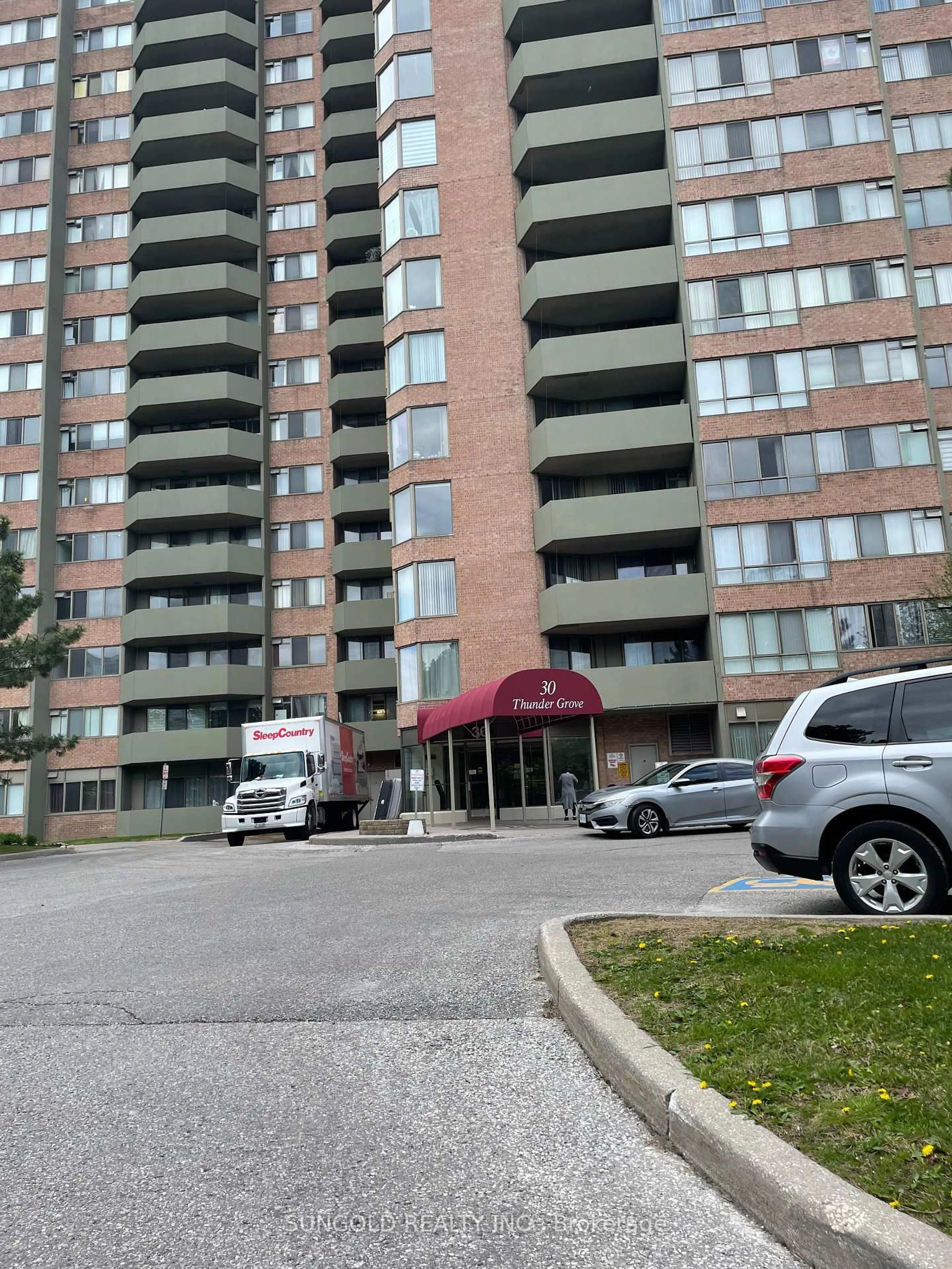 Unknown for 30 Thunder Grve #914, Toronto Ontario M1V 4A3