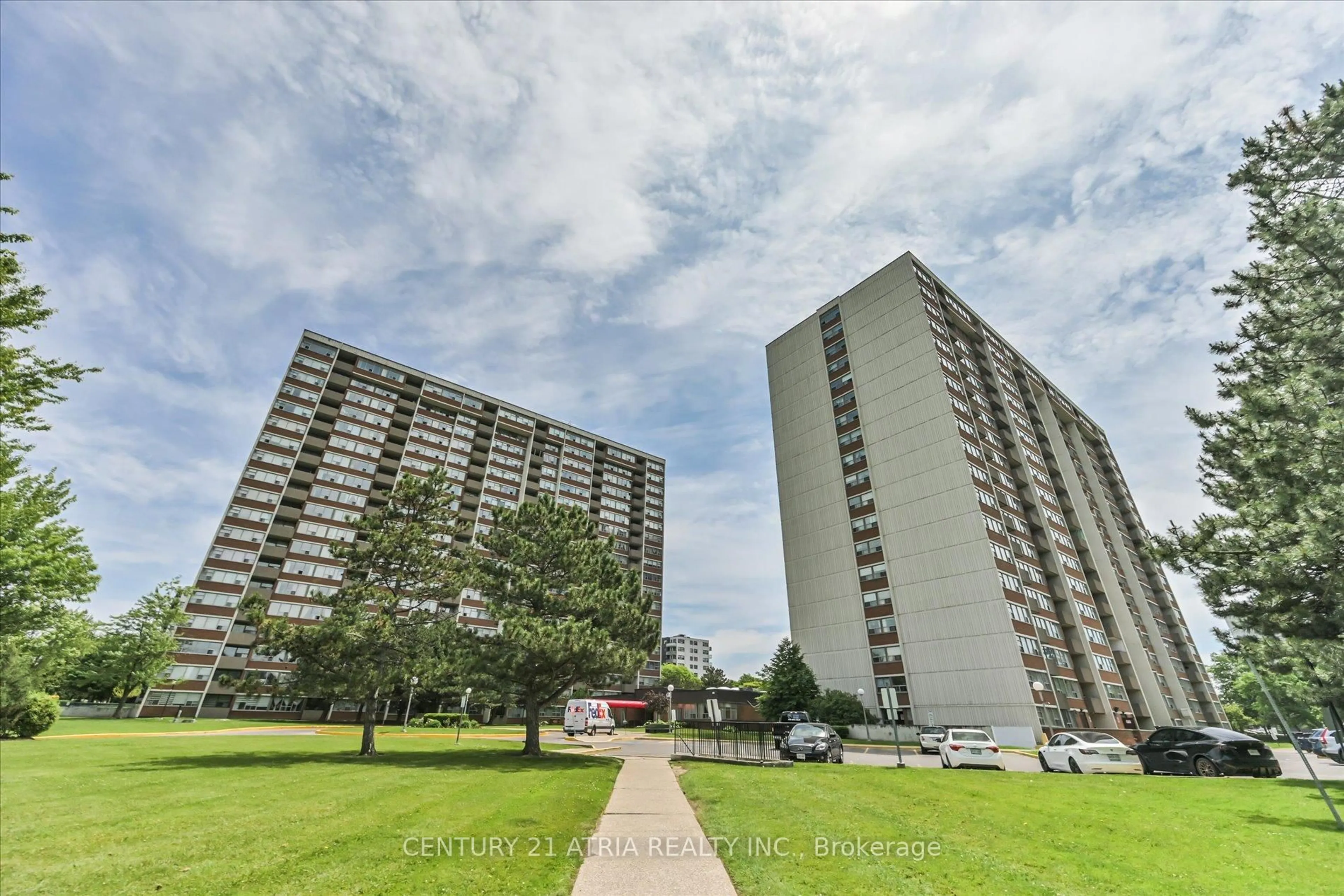 A pic from outside/outdoor area/front of a property/back of a property/a pic from drone, unknown for 25 Silver Springs Blvd #403, Toronto Ontario M1V 1M9