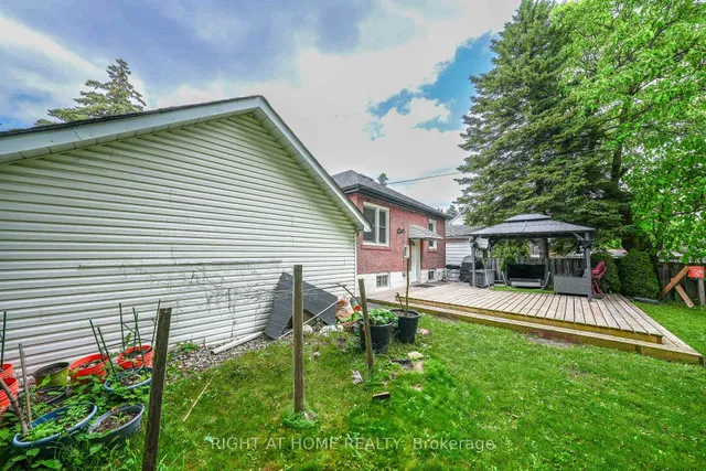 Primary image of 53 Cree Ave