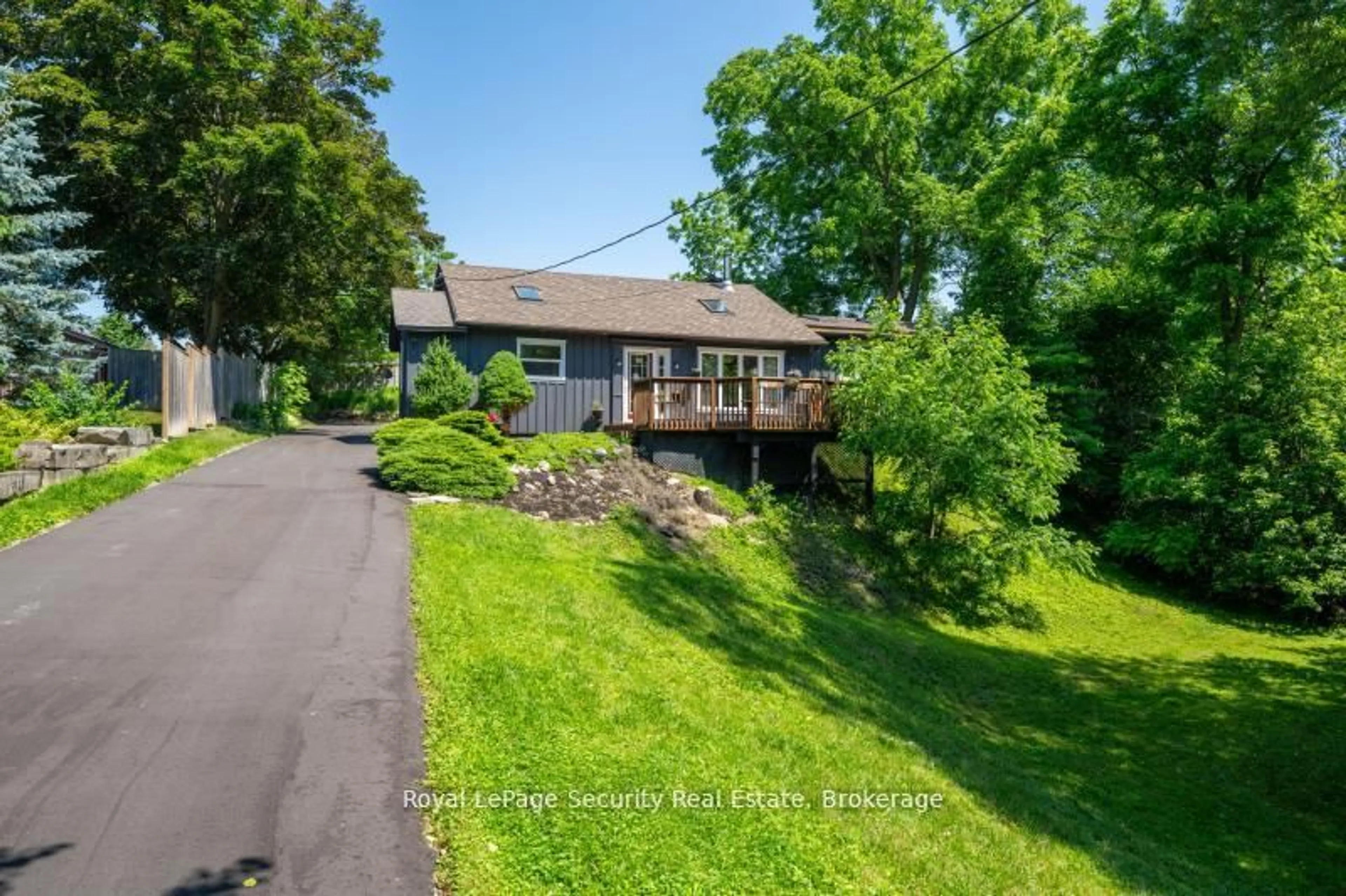 A pic from outside/outdoor area/front of a property/back of a property/a pic from drone, water/lake/river/ocean view for 48 Jackman Rd, Clarington Ontario L1C 2C9