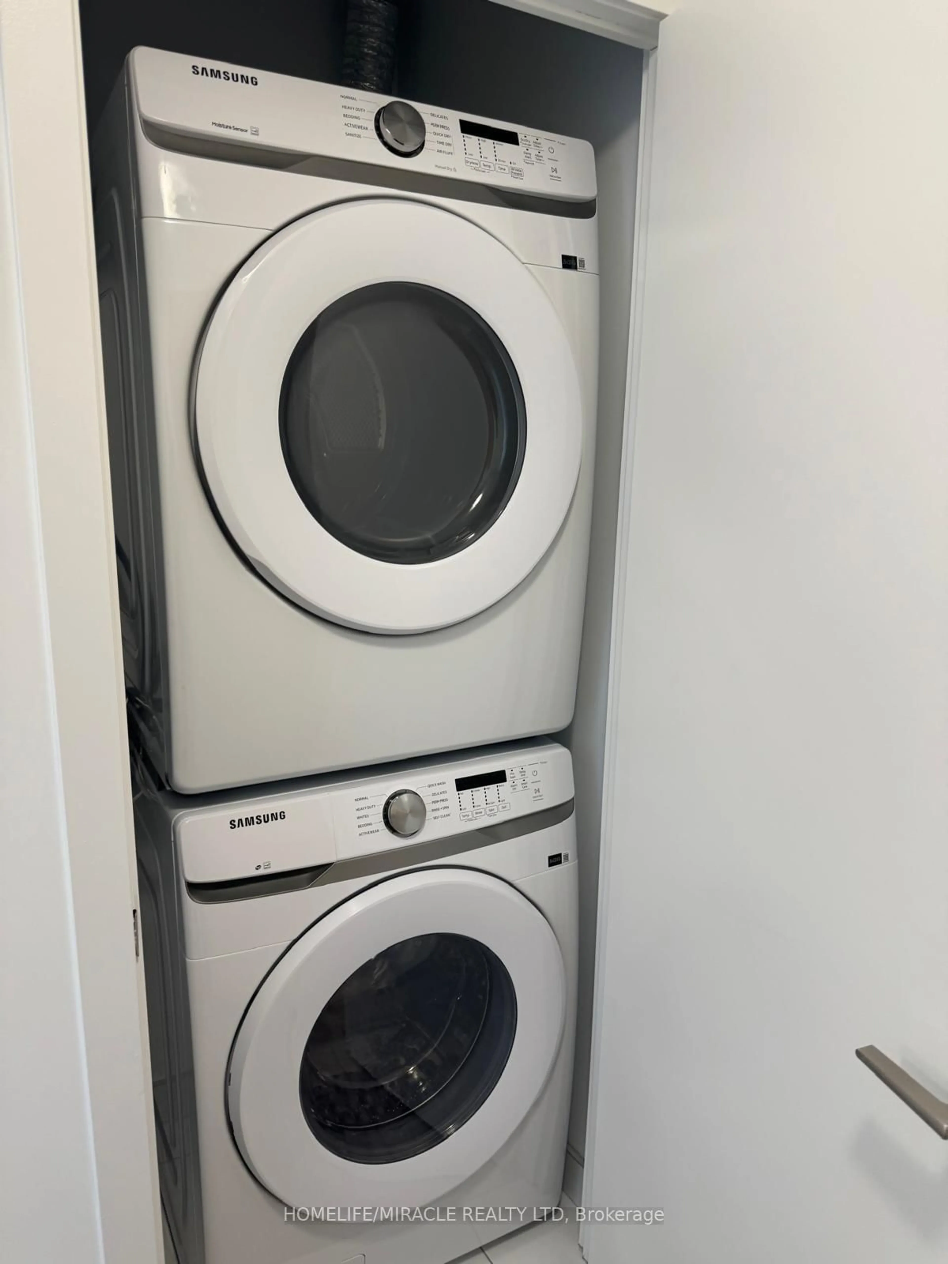 Laundry room for 1455 Celebration Dr #2110, Pickering Ontario L1W 0C3