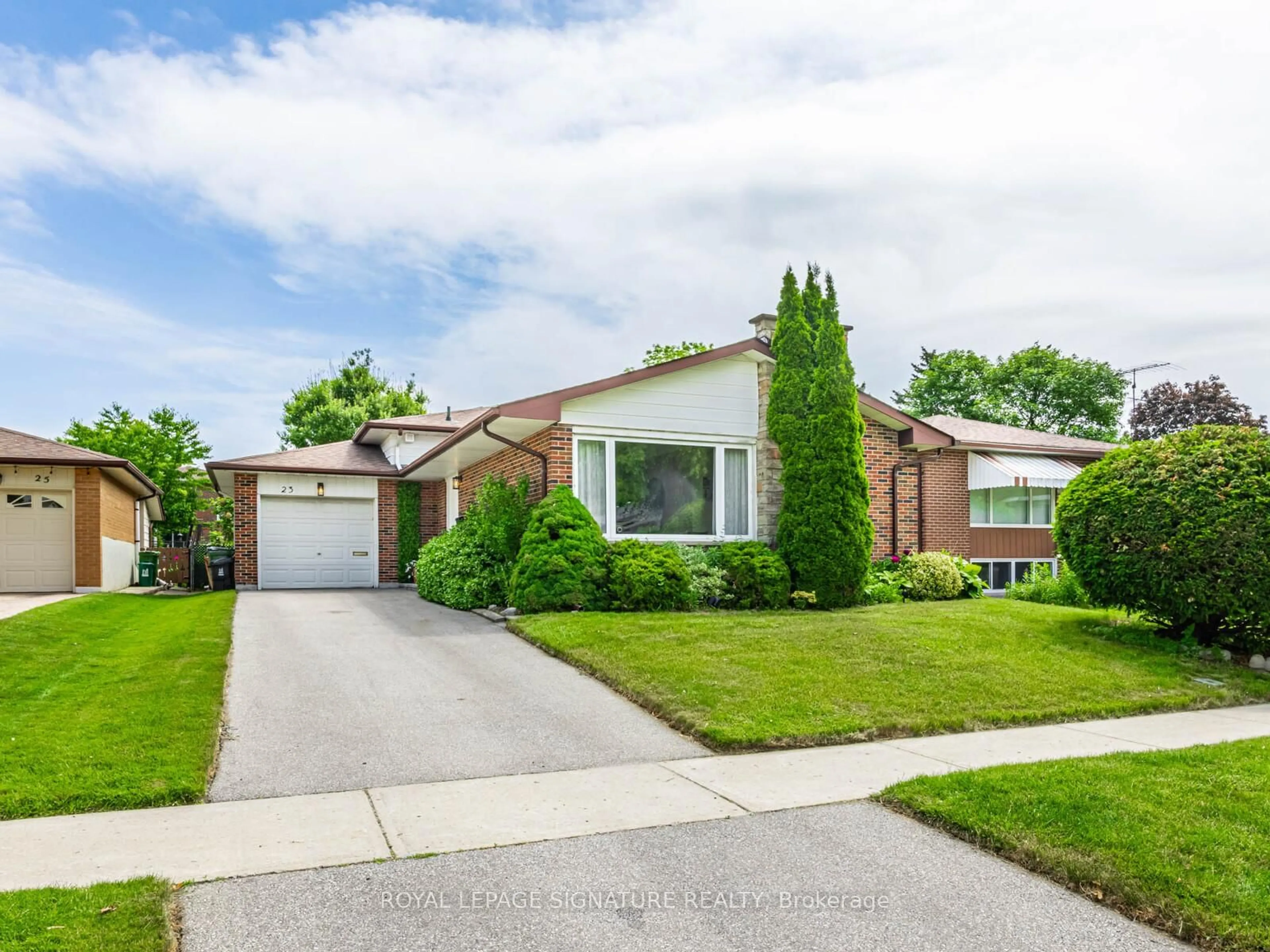Home with brick exterior material, street for 23 Rainier Sq, Toronto Ontario M1T 3A1