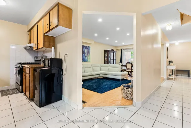 Additional property image - 20 Courtlands Dr