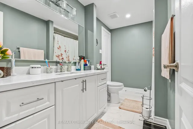 Additional property image - 20 Courtlands Dr