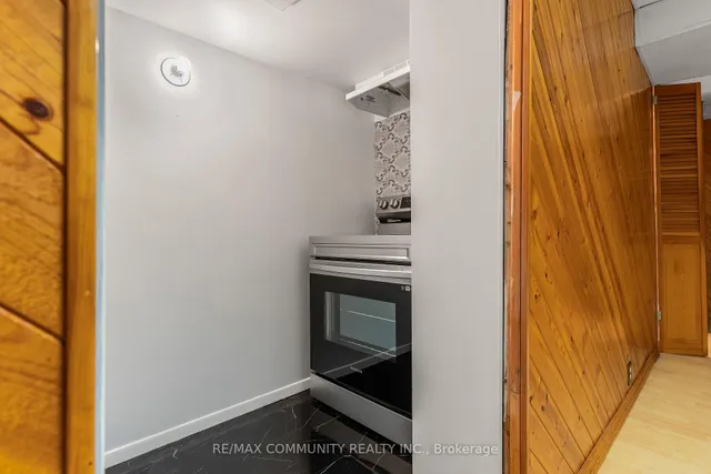 Additional property image - 20 Courtlands Dr