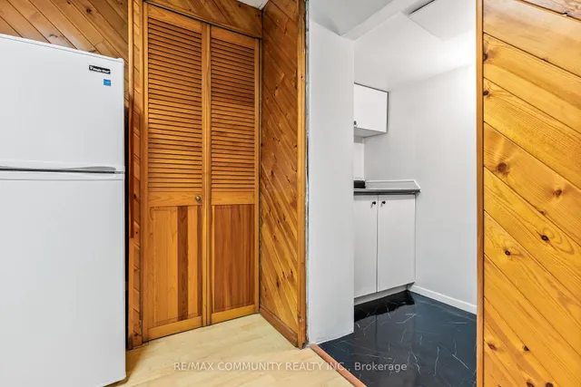Additional property image - 20 Courtlands Dr