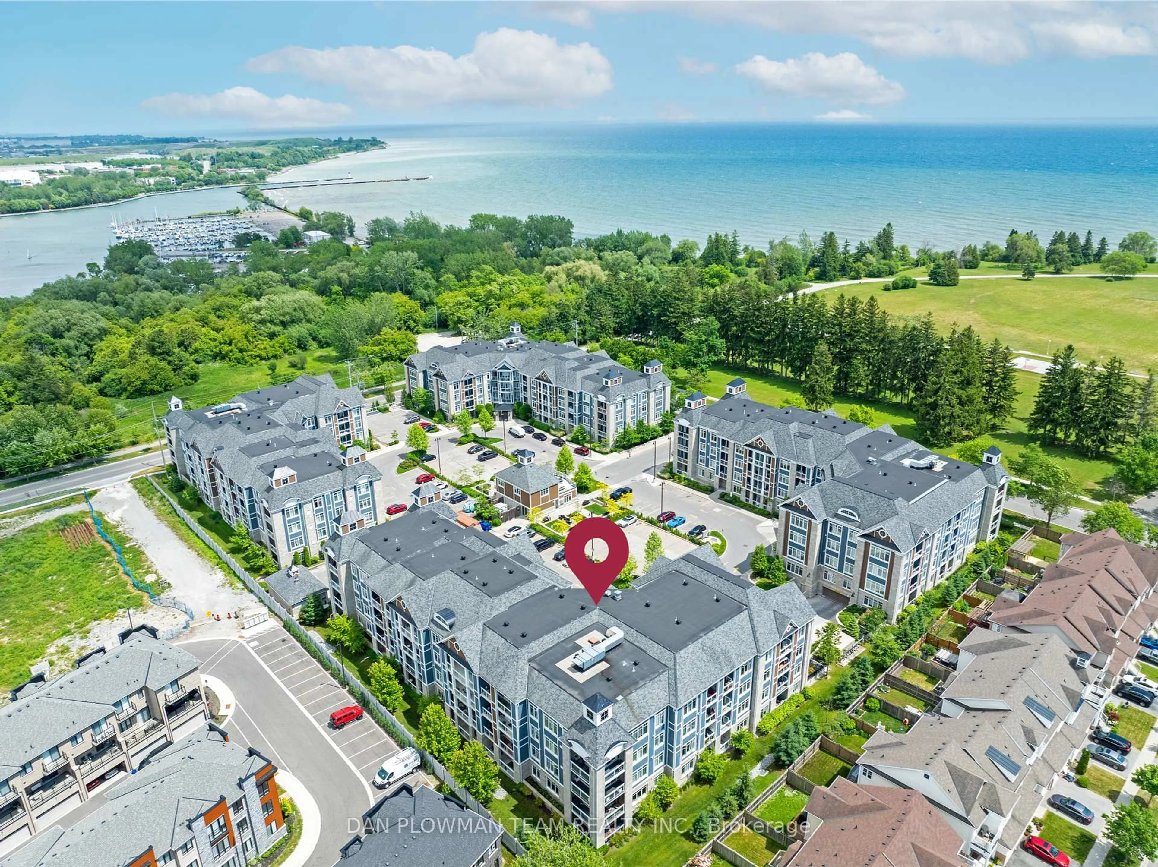 A pic from outside/outdoor area/front of a property/back of a property/a pic from drone, water/lake/river/ocean view for 660 Gordon St #113, Whitby Ontario L1N 0L1
