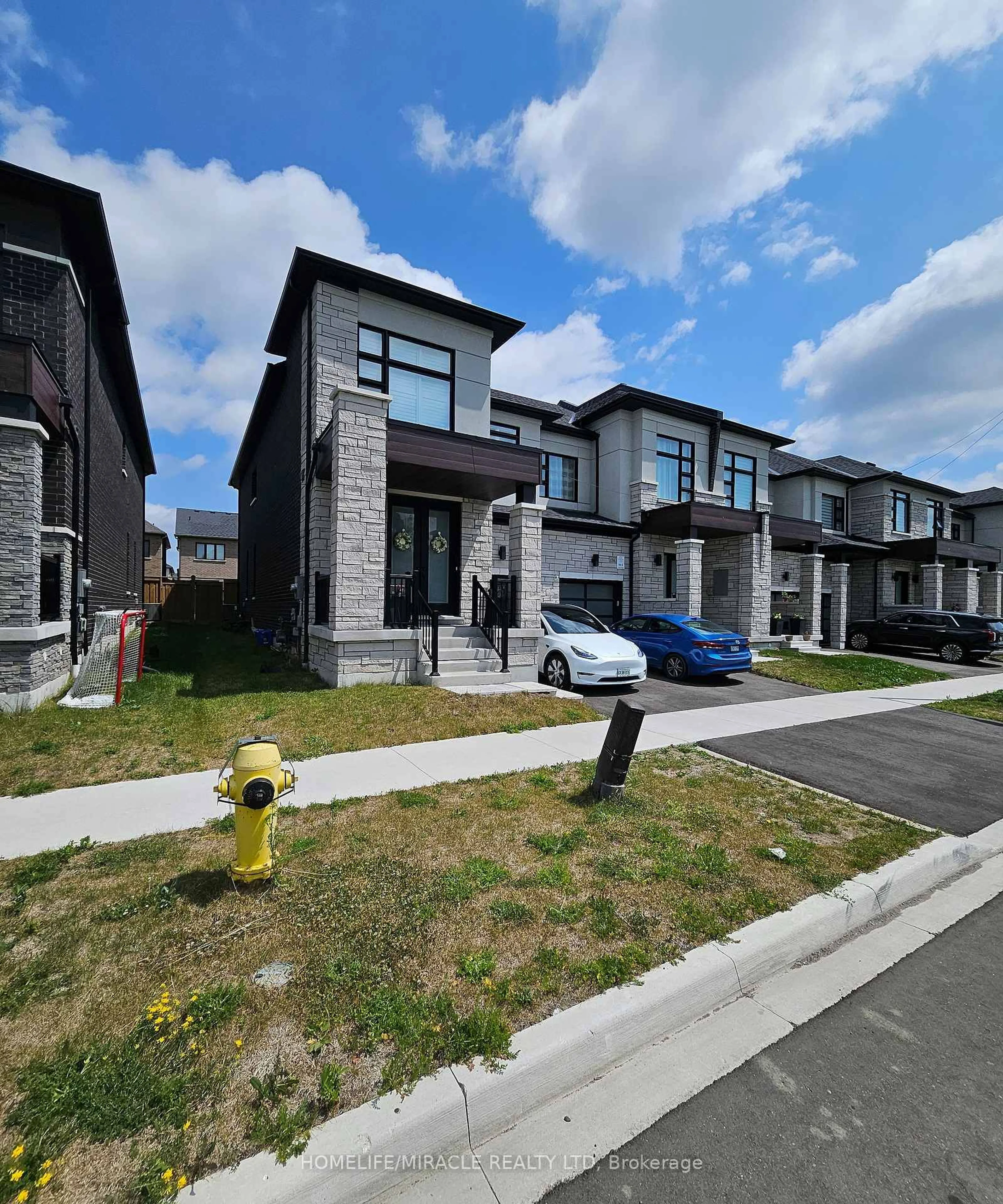 Unknown for 158 Ogston Cres, Whitby Ontario L1P 0H3