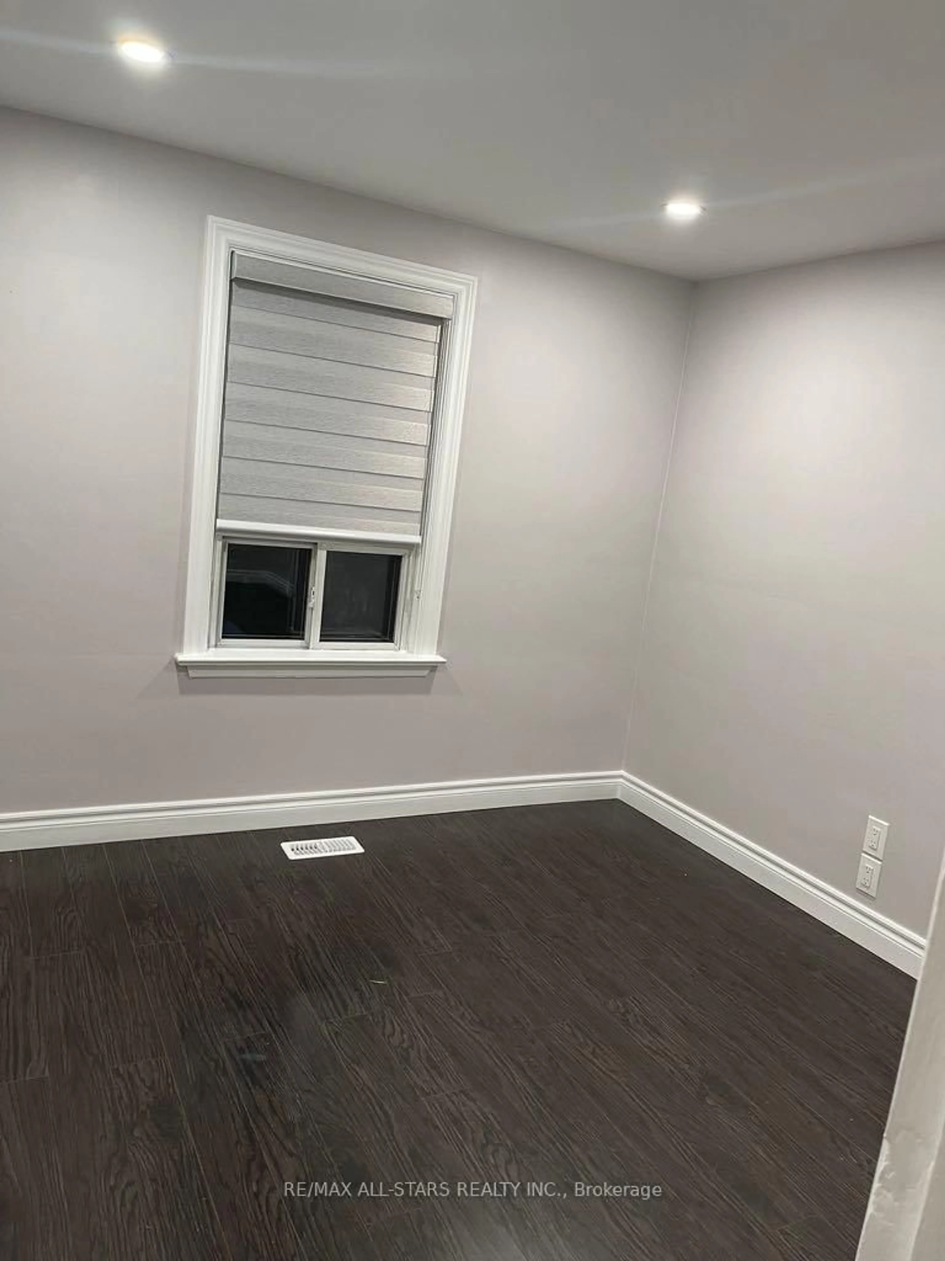 A pic of a room for 38 Mcdonald Ave, Toronto Ontario M1L 3Y8