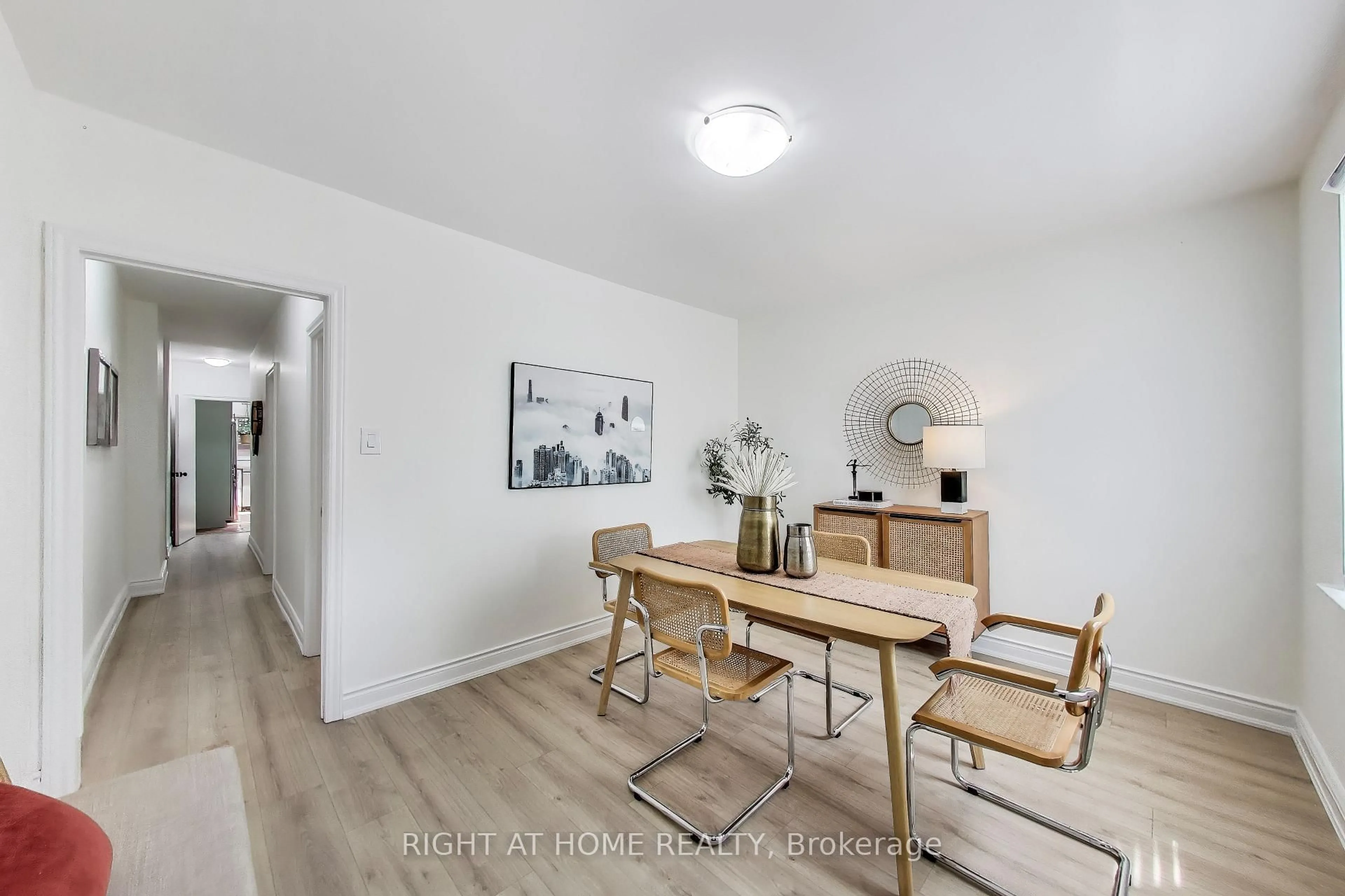 Unknown for 1071 Craven Rd, Toronto Ontario M4J 4V7