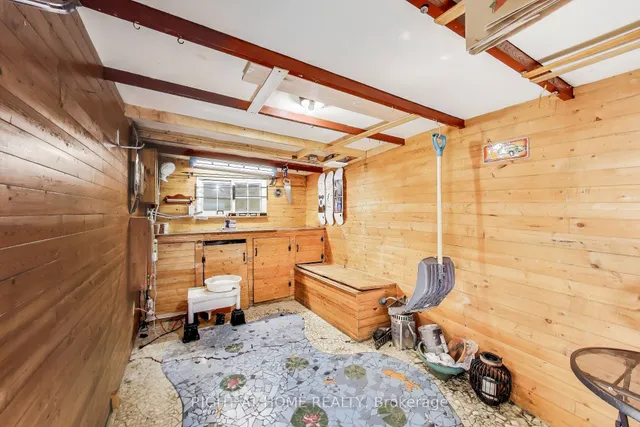 Primary image of 1071 Craven Rd