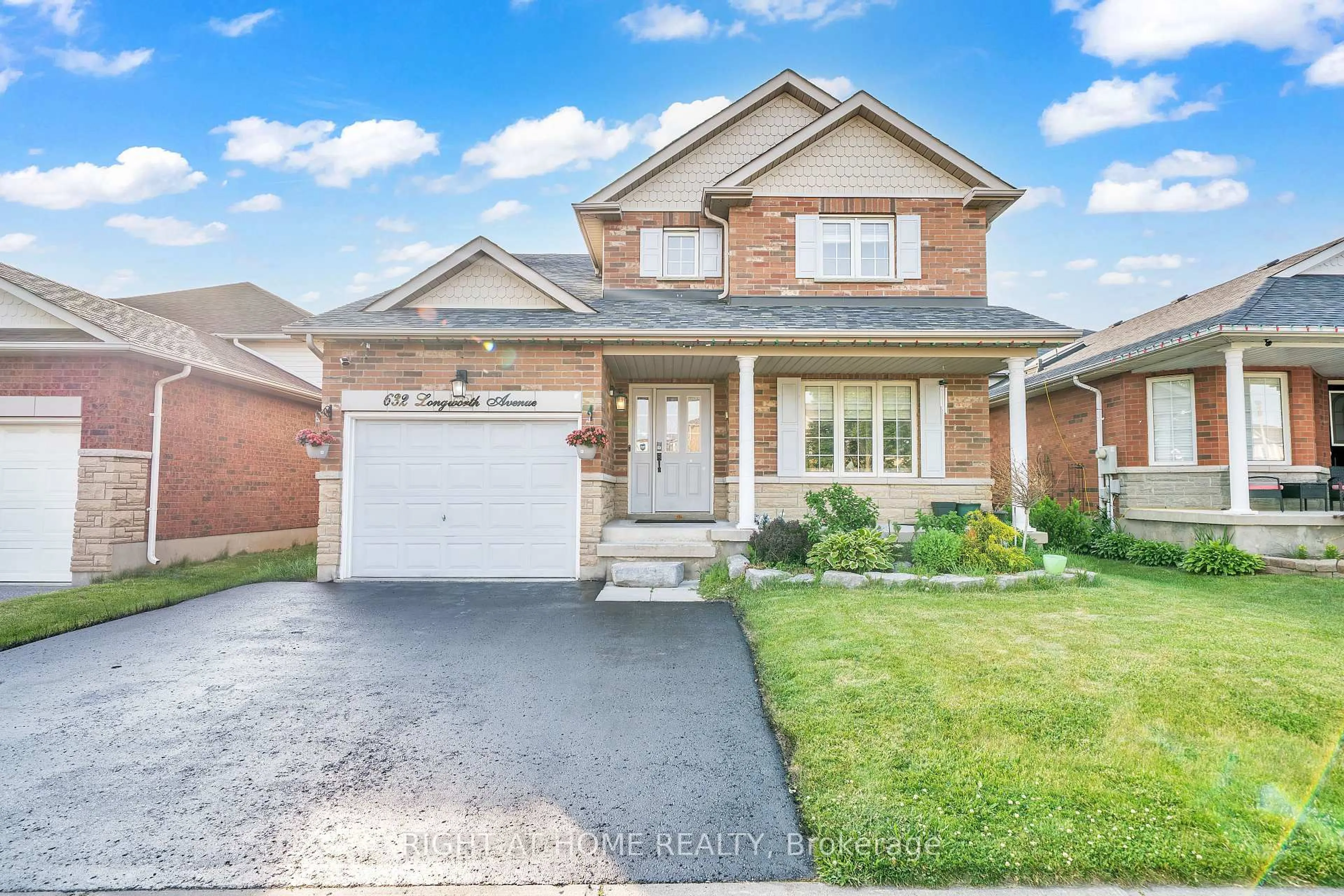 Home with brick exterior material, street for 632 Longworth Ave, Clarington Ontario L1C 5B8