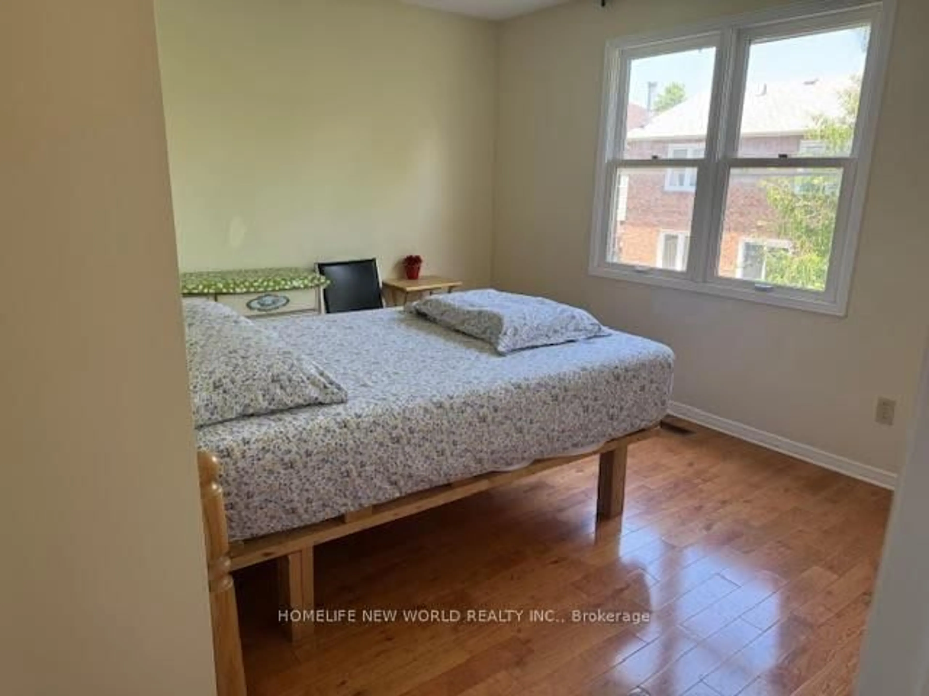 A pic of a room for 112 New Forest Sq, Toronto Ontario M1V 2Z8