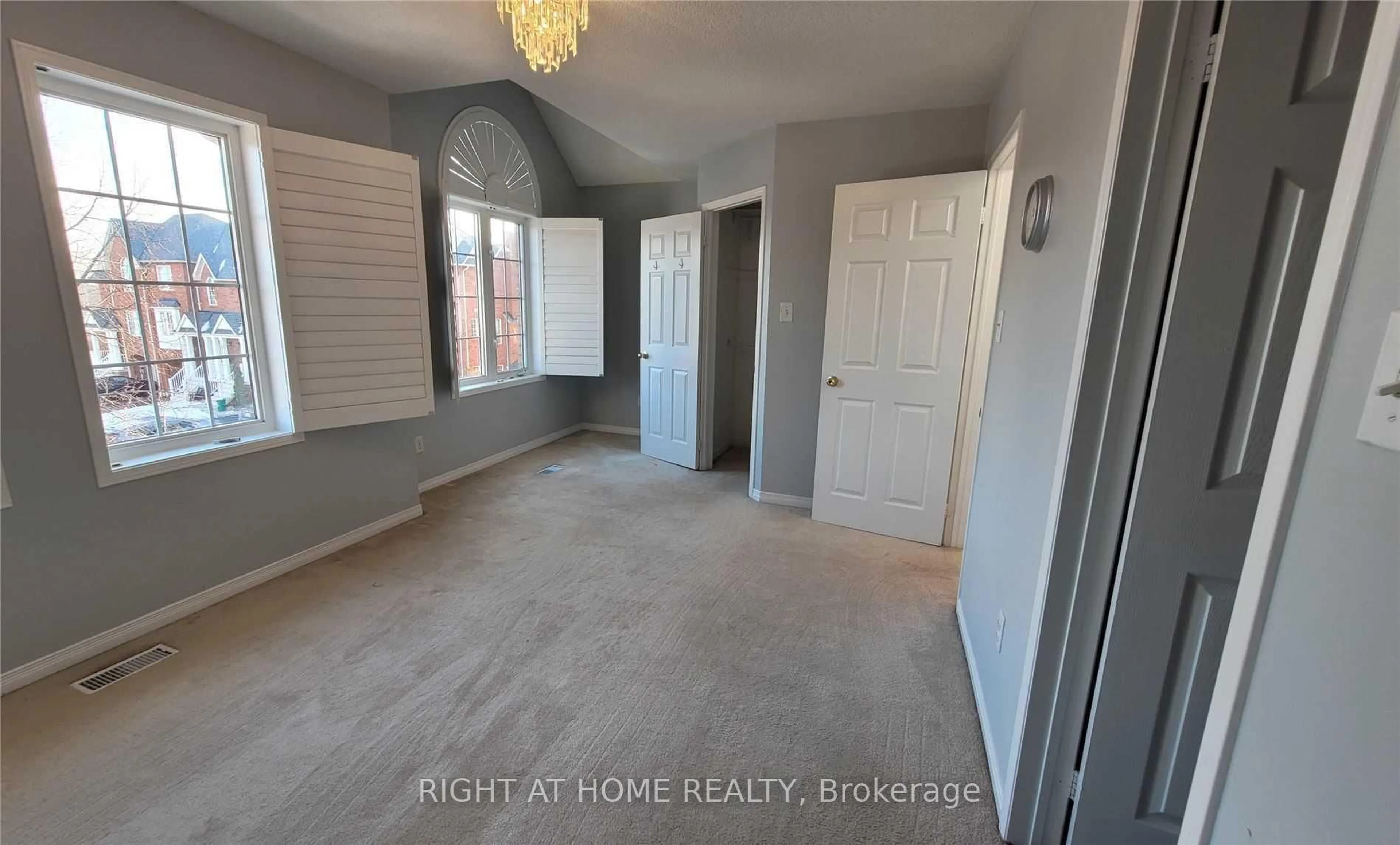 A pic of a room for 135 Stokely Cres, Whitby Ontario L1N 9S9