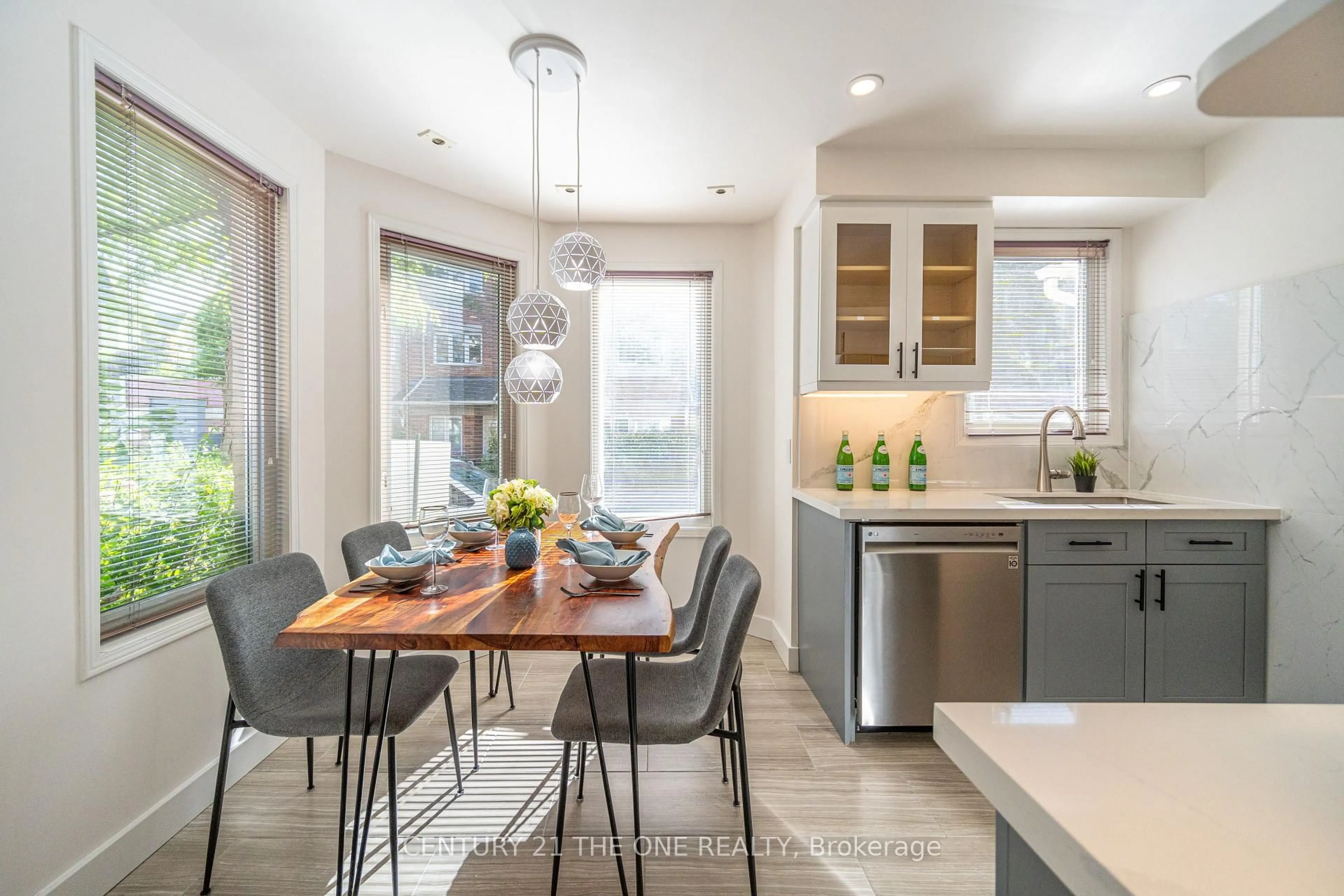 Contemporary kitchen, unknown for 28 Rosebank Dr #1102, Toronto Ontario M1B 5Z1