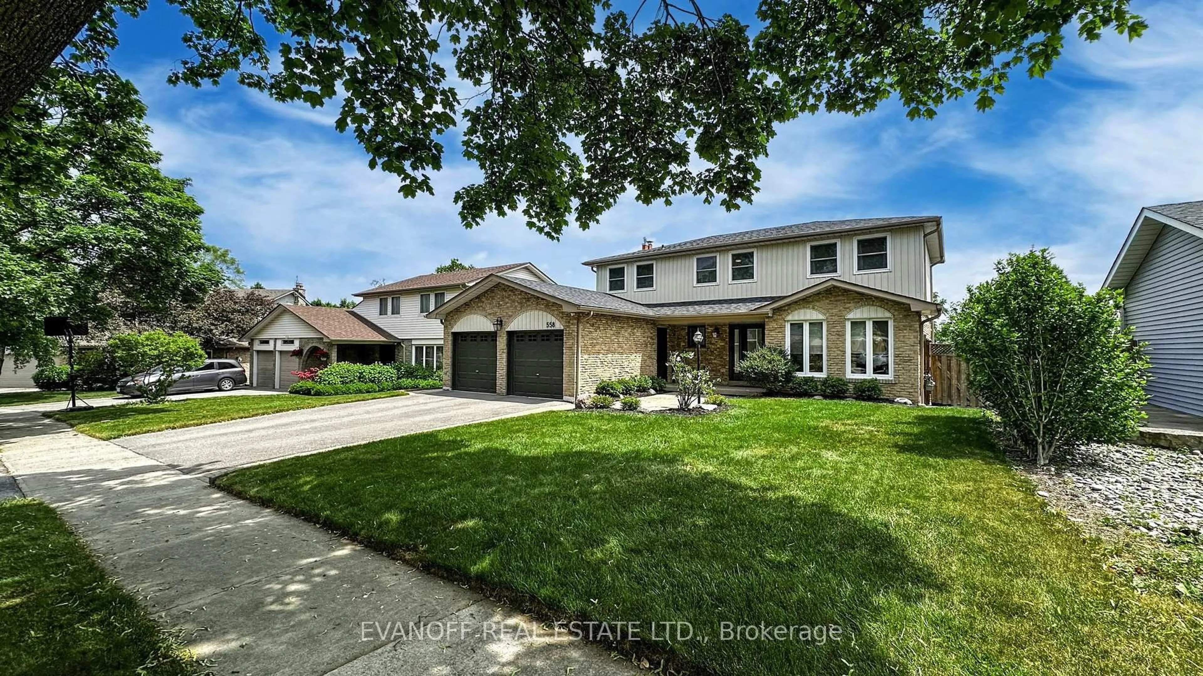 Unknown for 558 Edge Lane, Pickering Ontario L1W 3A1