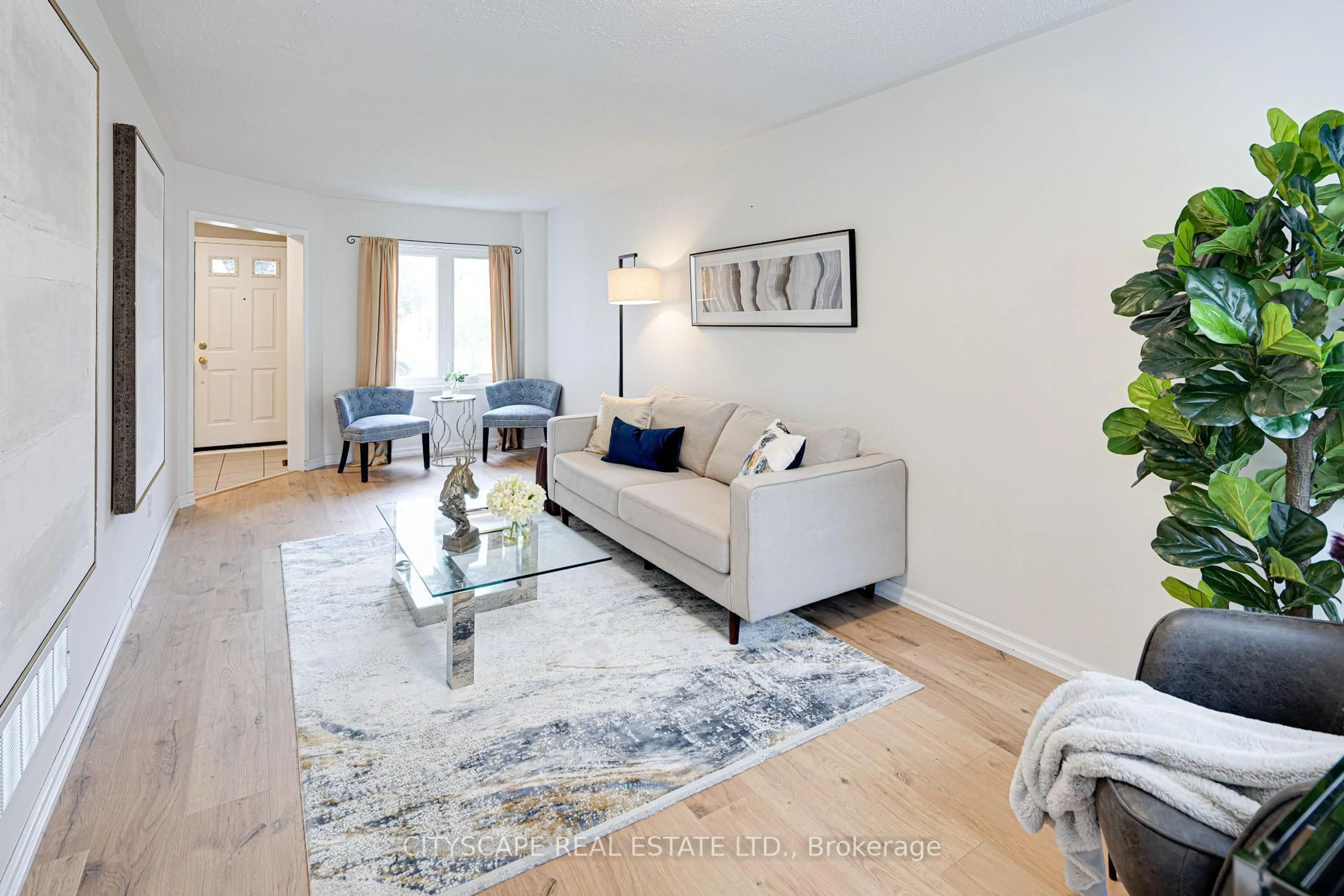 Living room with furniture, unknown for 1113 Gossamer Dr, Pickering Ontario L1X 2T7