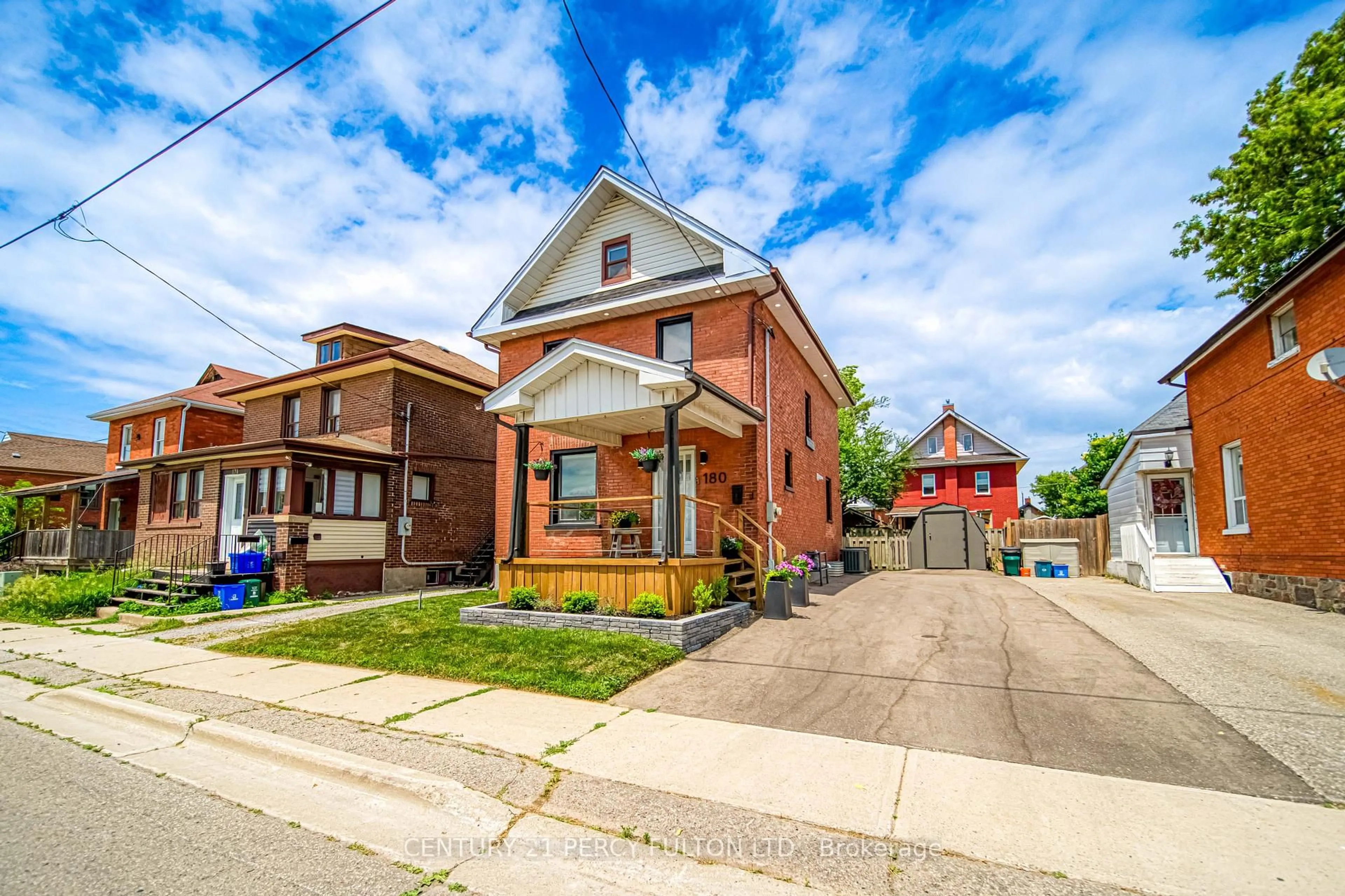 Home with brick exterior material, street for 180 Bruce St, Oshawa Ontario L1H 1R3